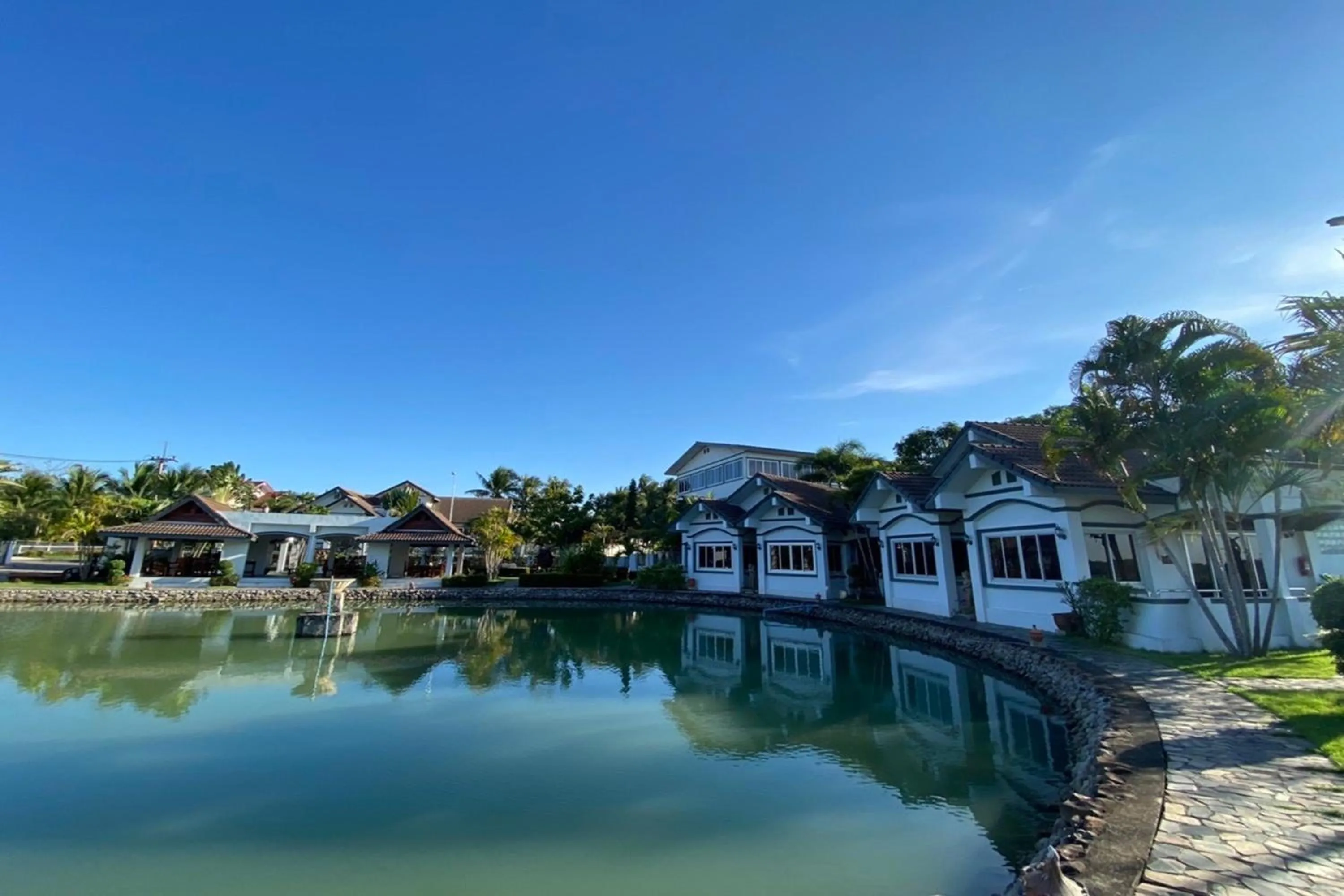 Lake view in Baan Sanuan Resort