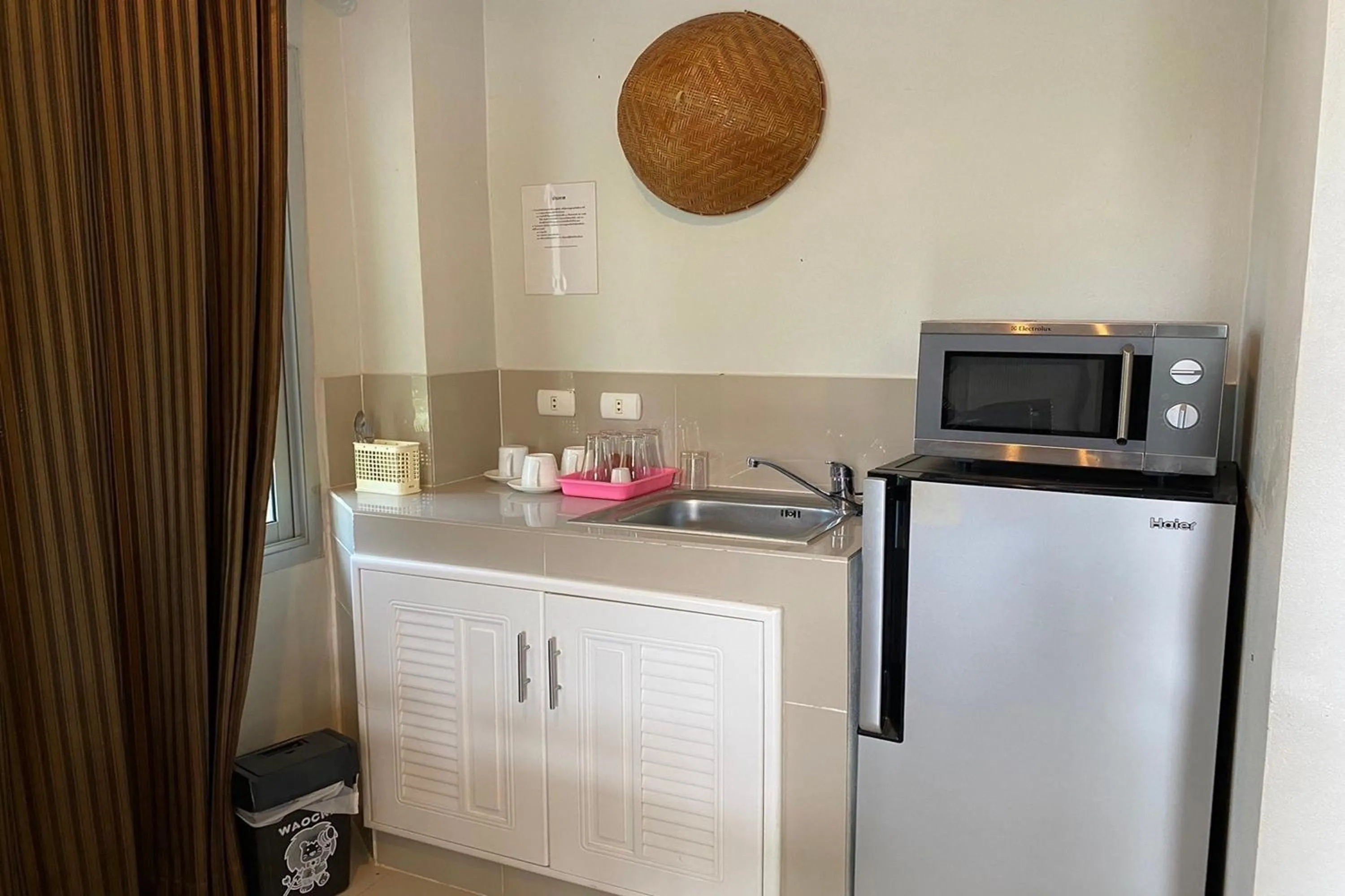 Kitchen or kitchenette in Baan Sanuan Resort
