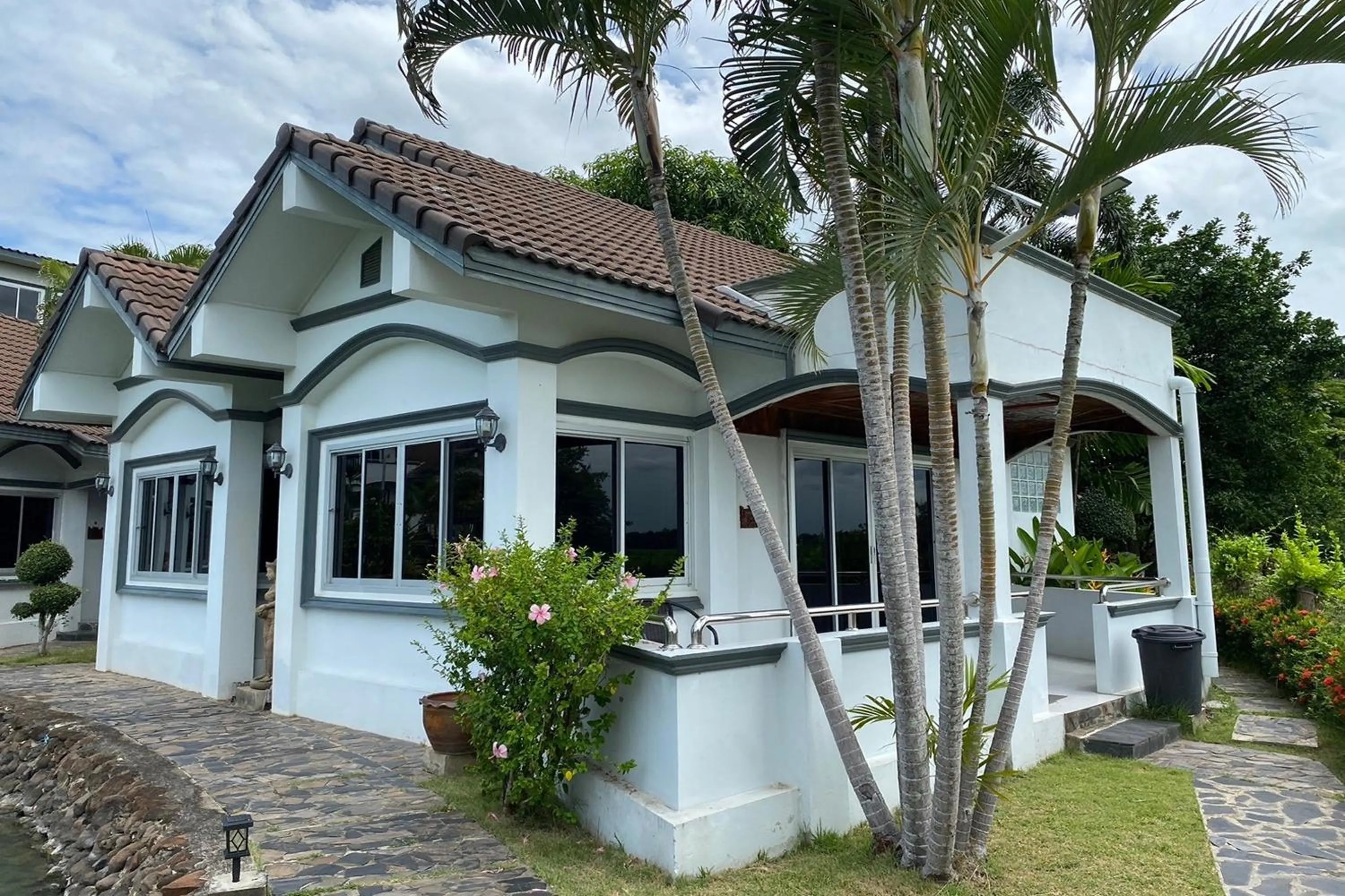 Property building in Baan Sanuan Resort