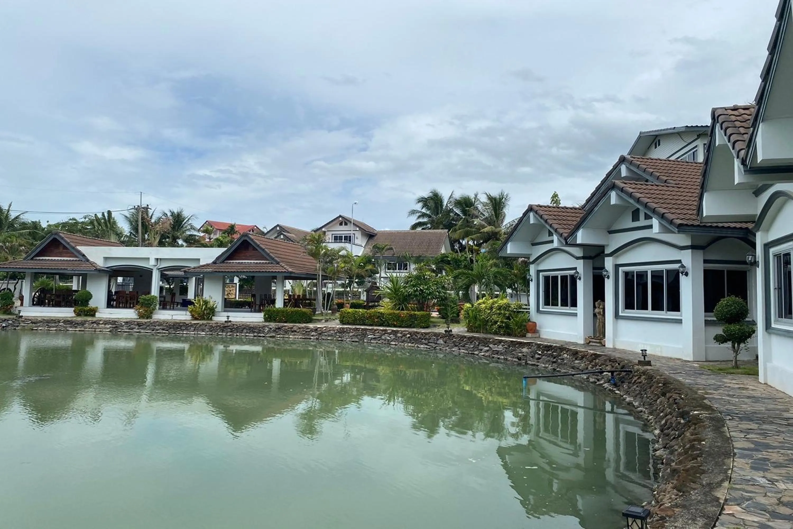 Property building in Baan Sanuan Resort