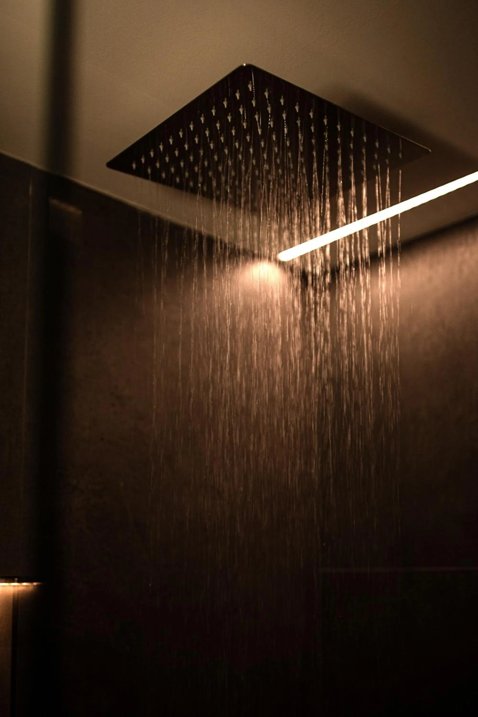 Bathroom in Lumière Hotel Pool & SPA