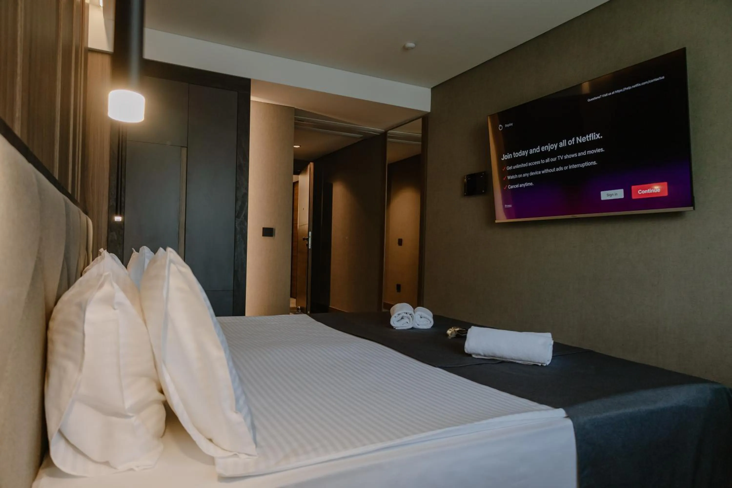 TV and multimedia, Bed in Lumière Hotel Pool & SPA