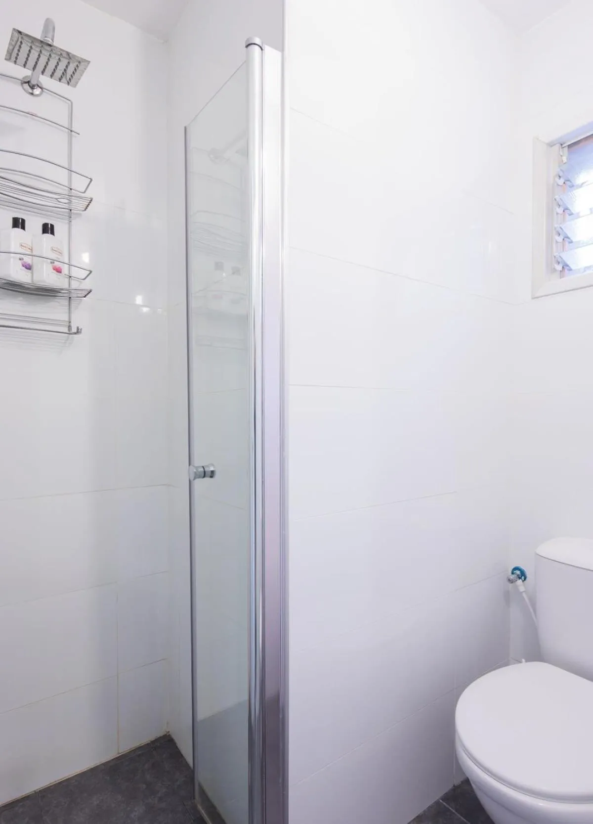 Colorful Apartment by the Beach