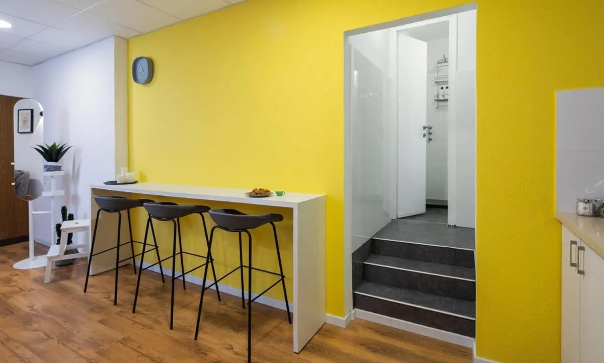 Colorful Apartment by the Beach