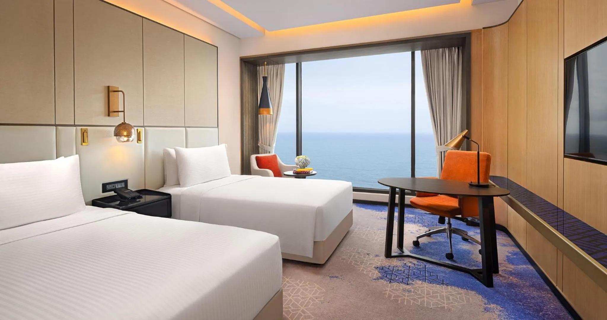 Bed in Amari Colombo, Sri Lanka