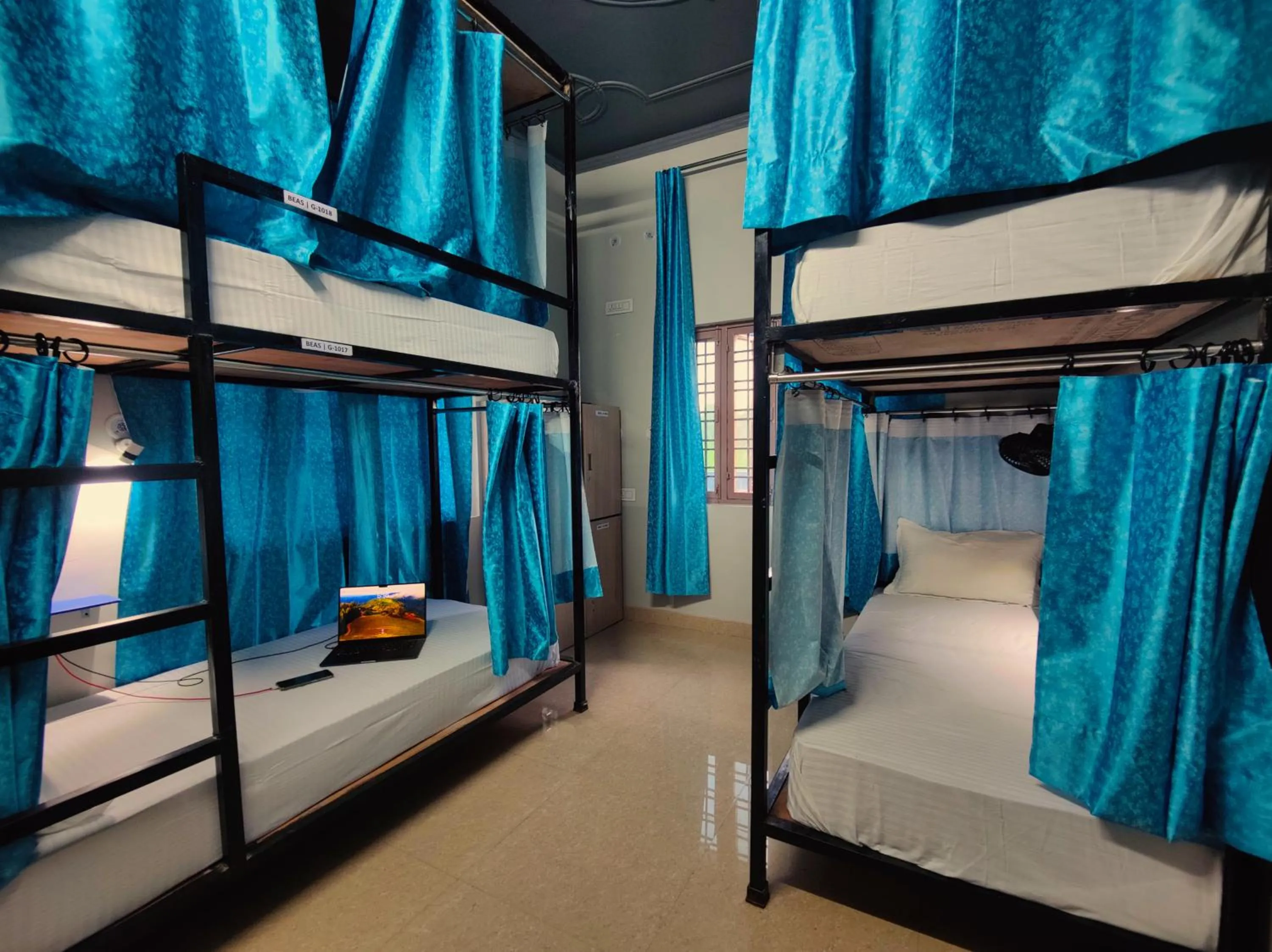 Bed in Hoztel Jollygrrant Doon