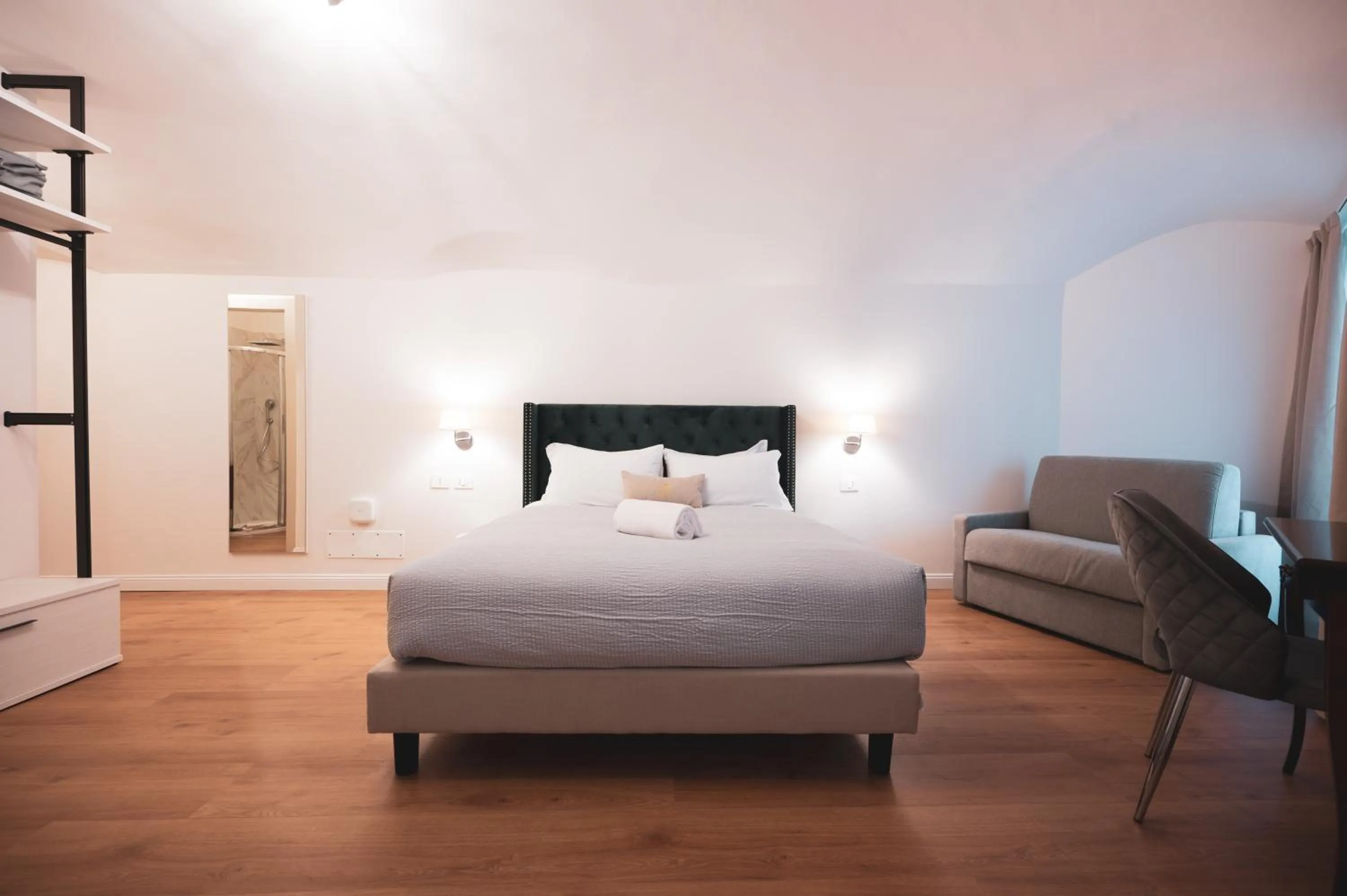 Bedroom, Bed in Carlo Felice Boutique Hotel