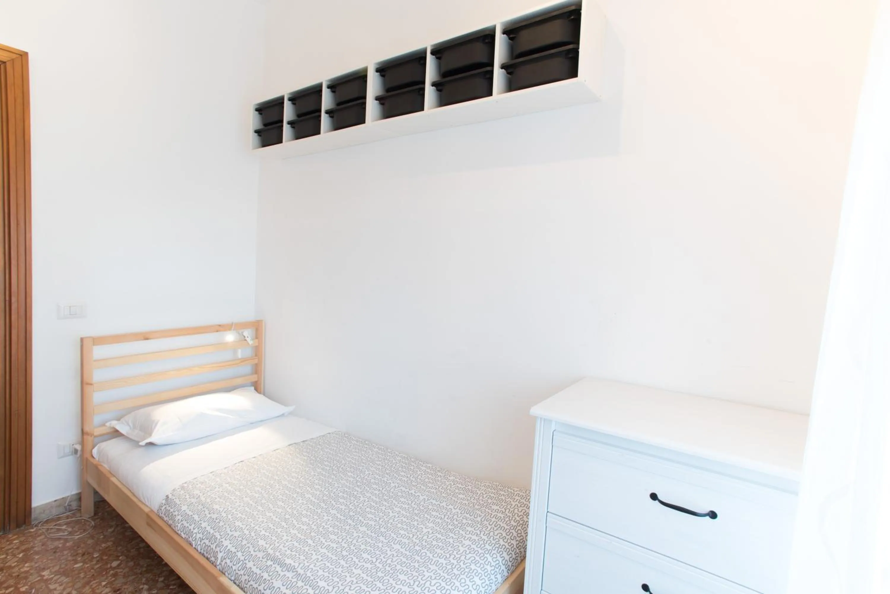 Bedroom, Bed in House in the City