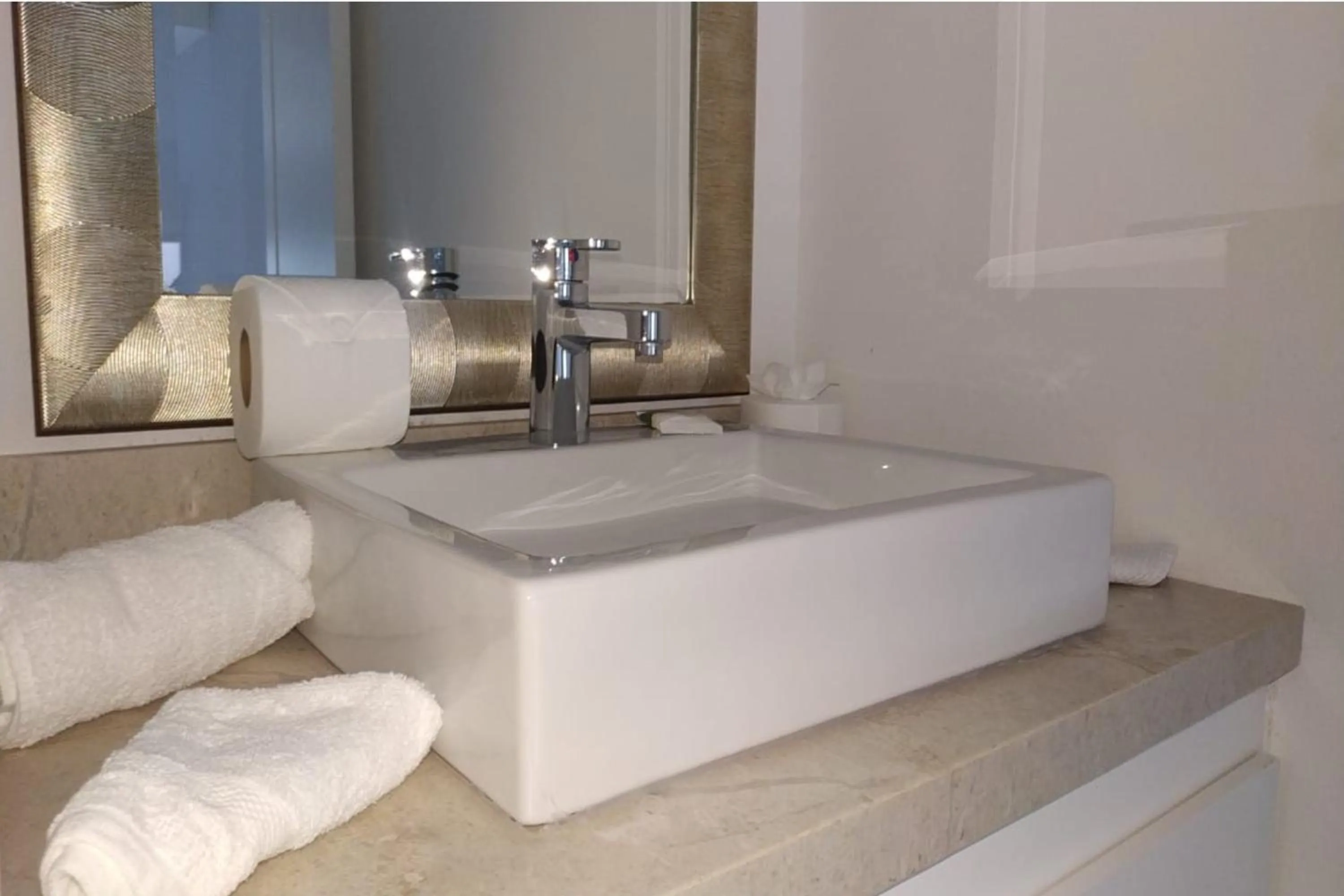 Bathroom in Collection O Morgan City Center, Los Cabos