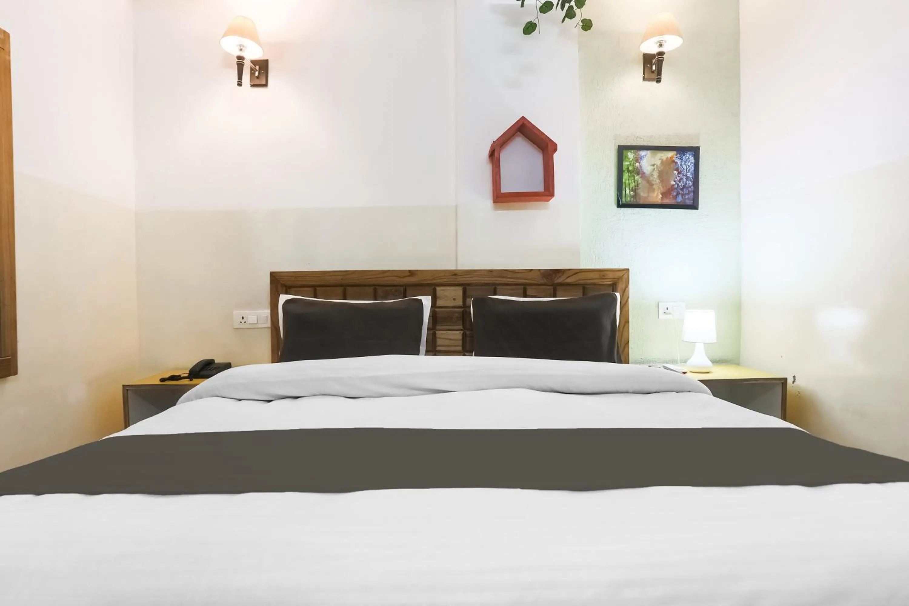 Bedroom, Bed in Collection O Pacific Mall Rajpur Road