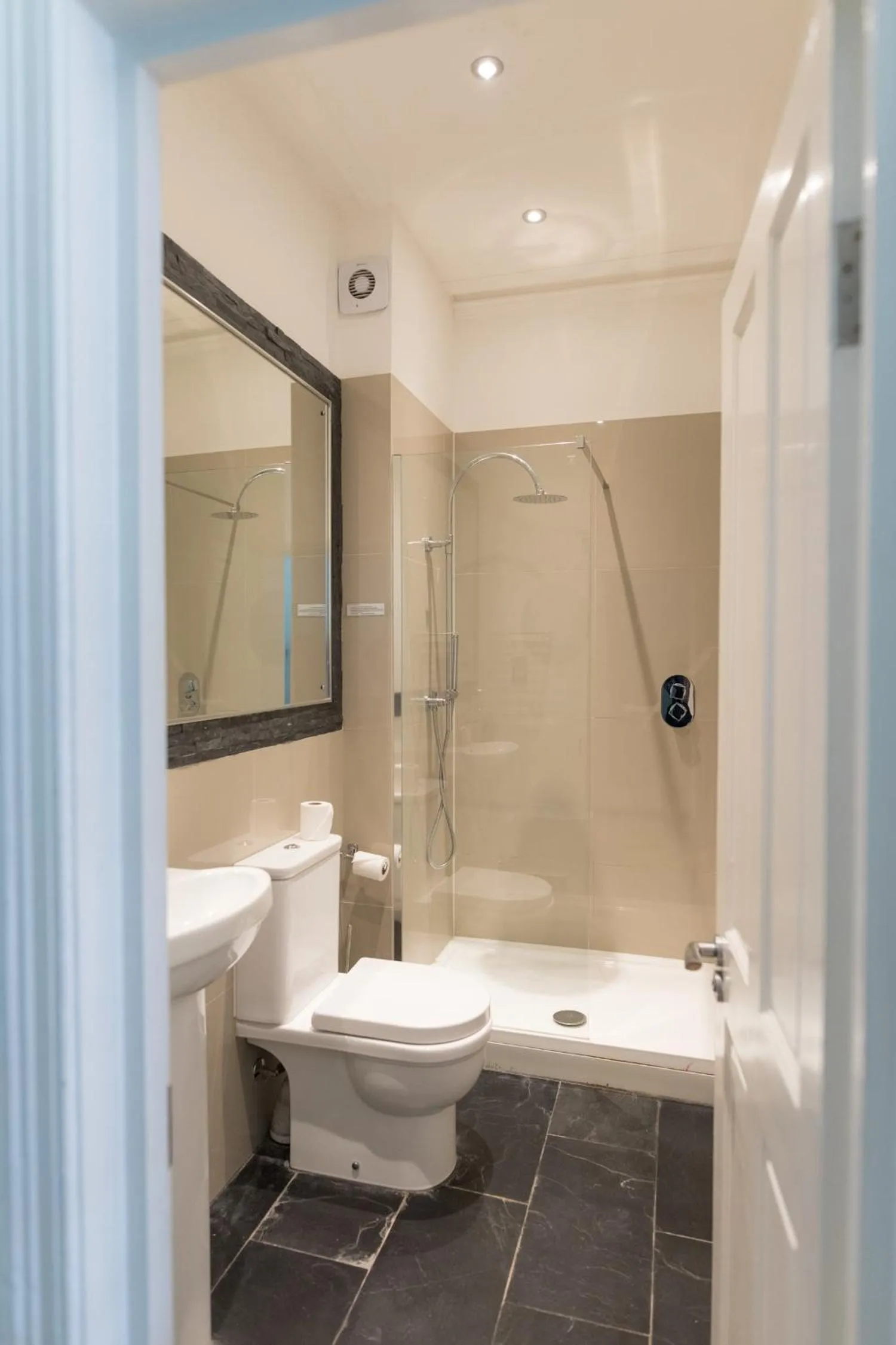 Bathroom in EBS London Stay