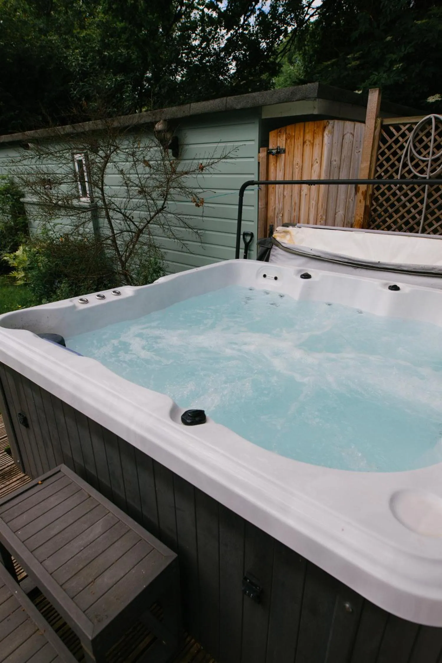 Hot Tub in EBS London Stay