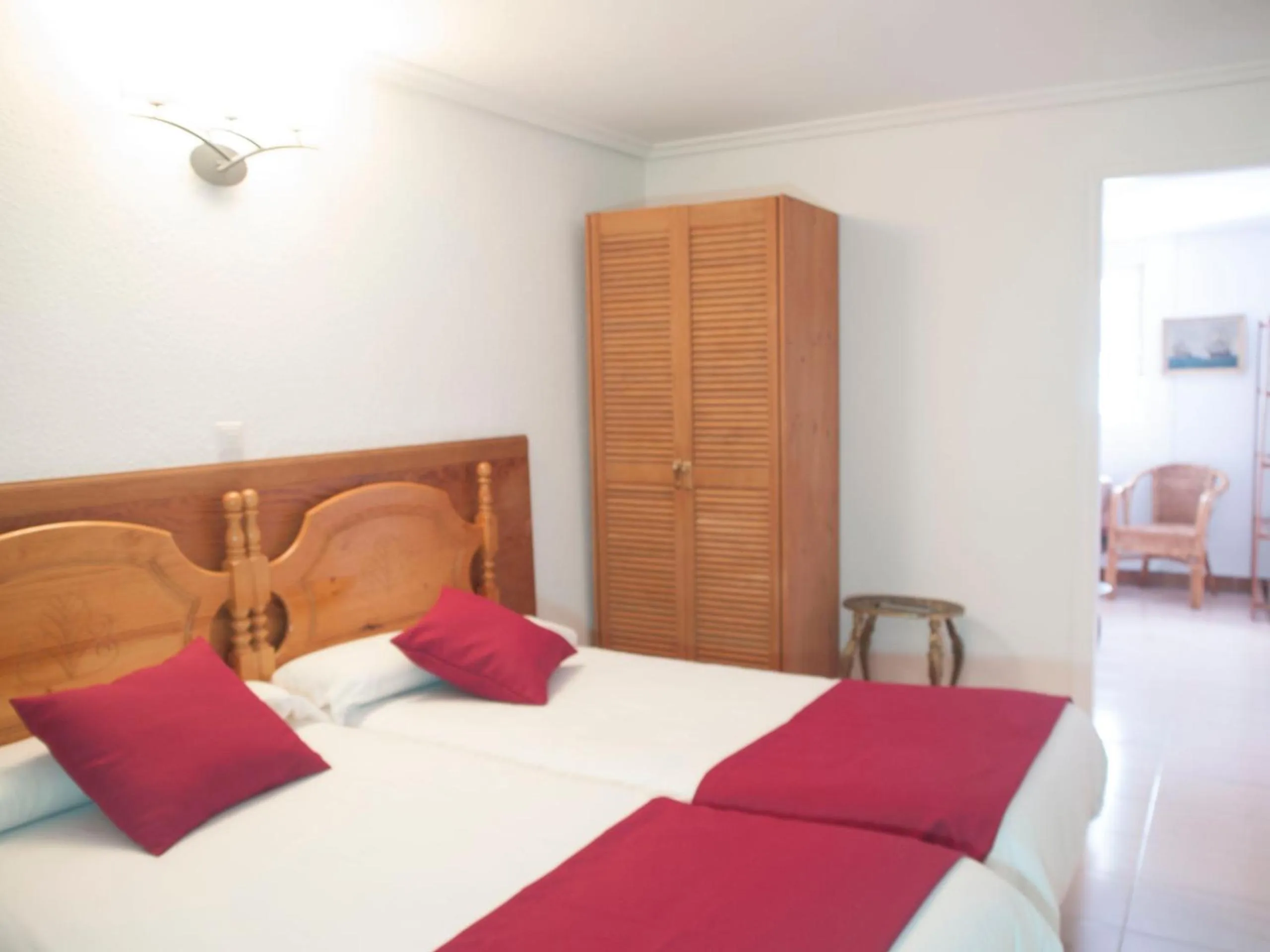 Photo of the whole room, Bed in Dato 2