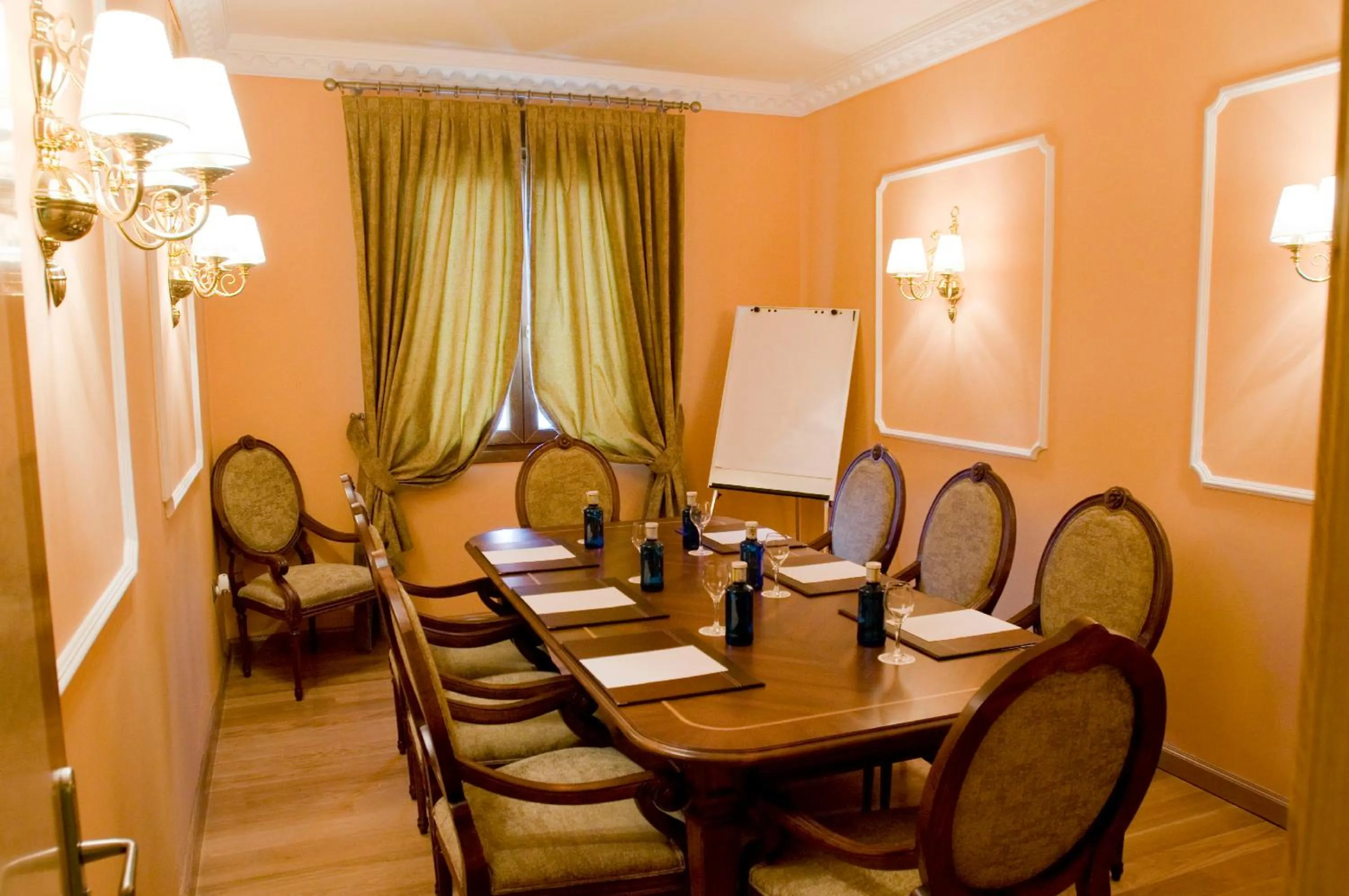 Business facilities in Hospederia La Cañada