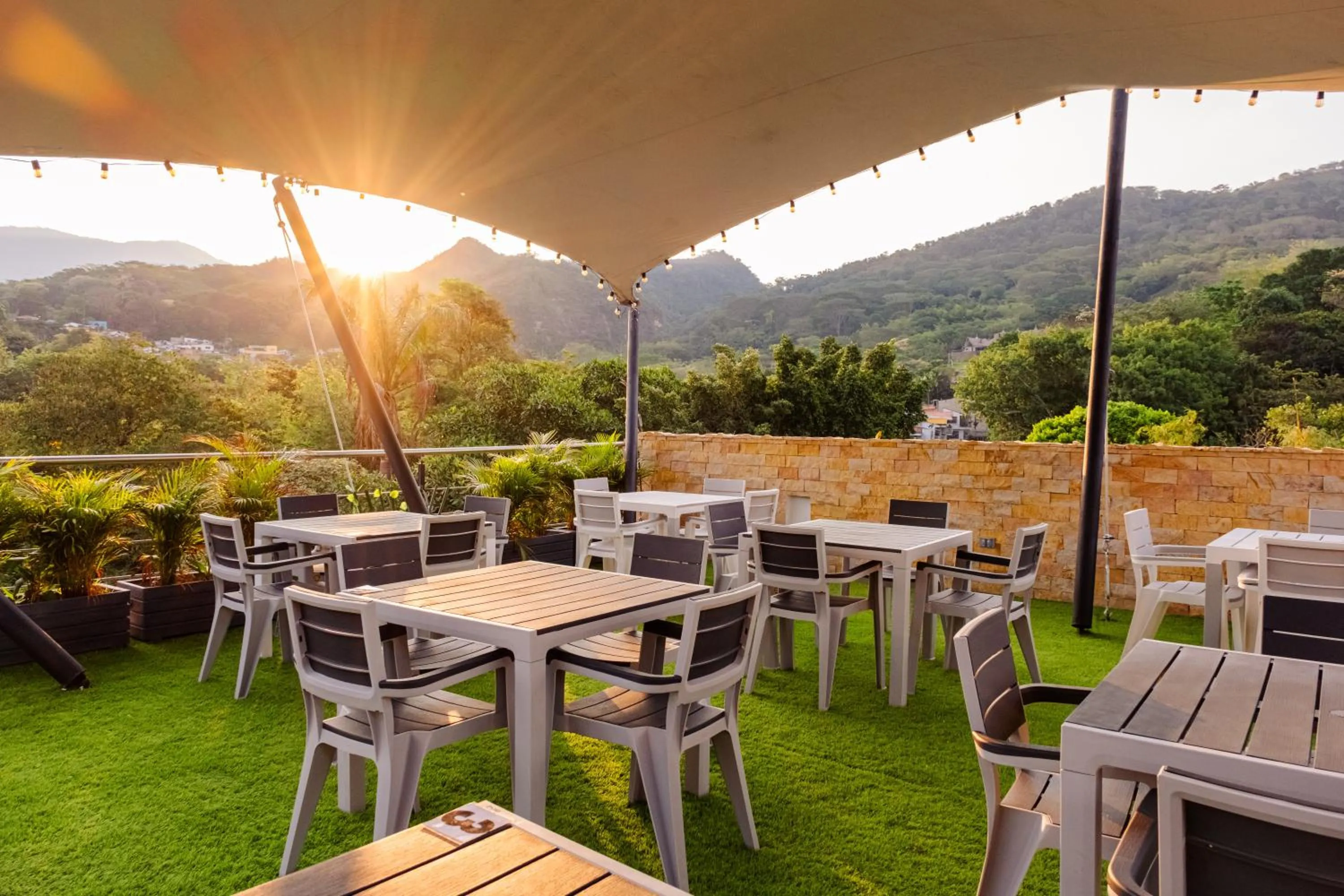 Balcony/Terrace in Central Suites by H&R