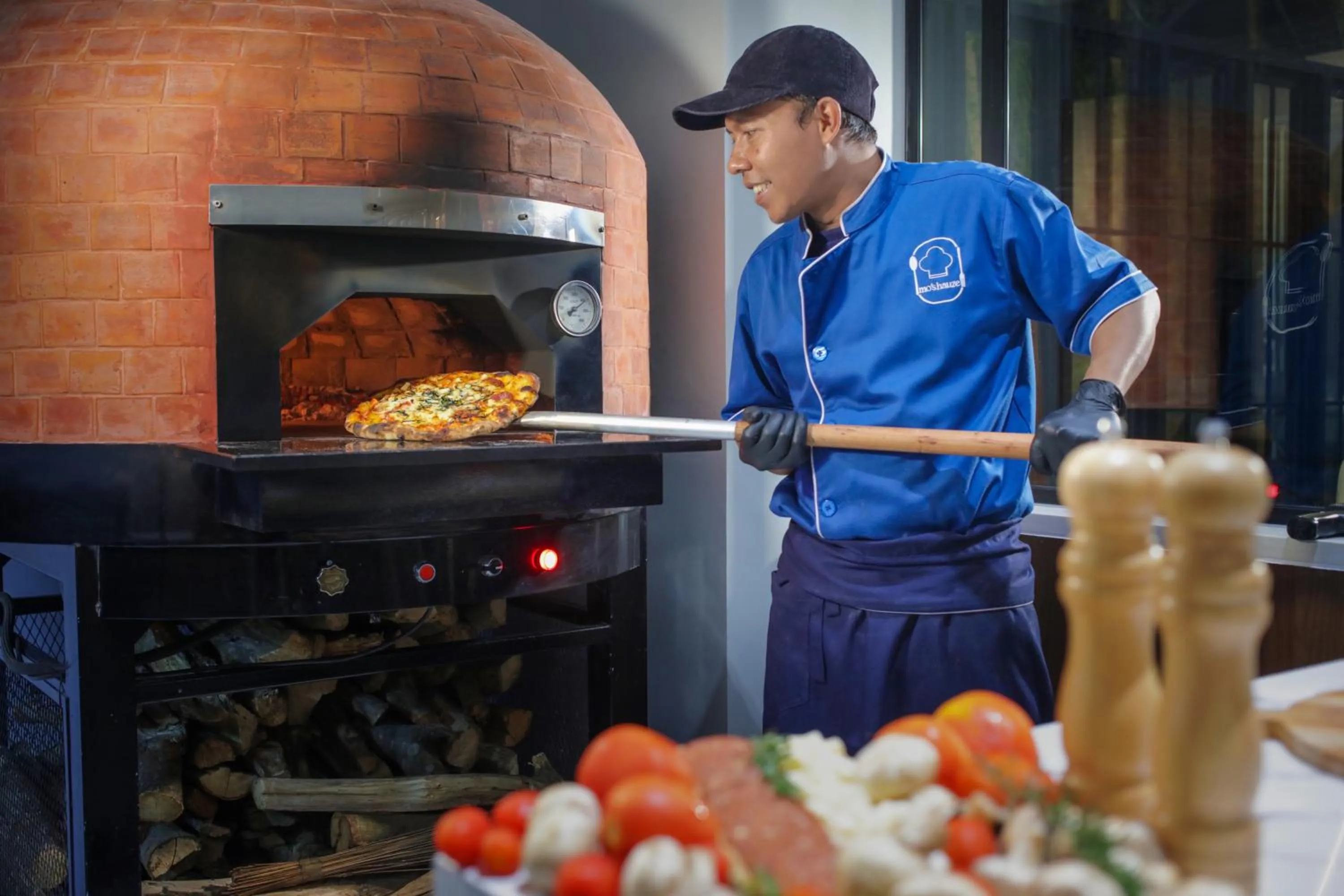 Restaurant/places to eat in IB23 Inn Boutique Hotel