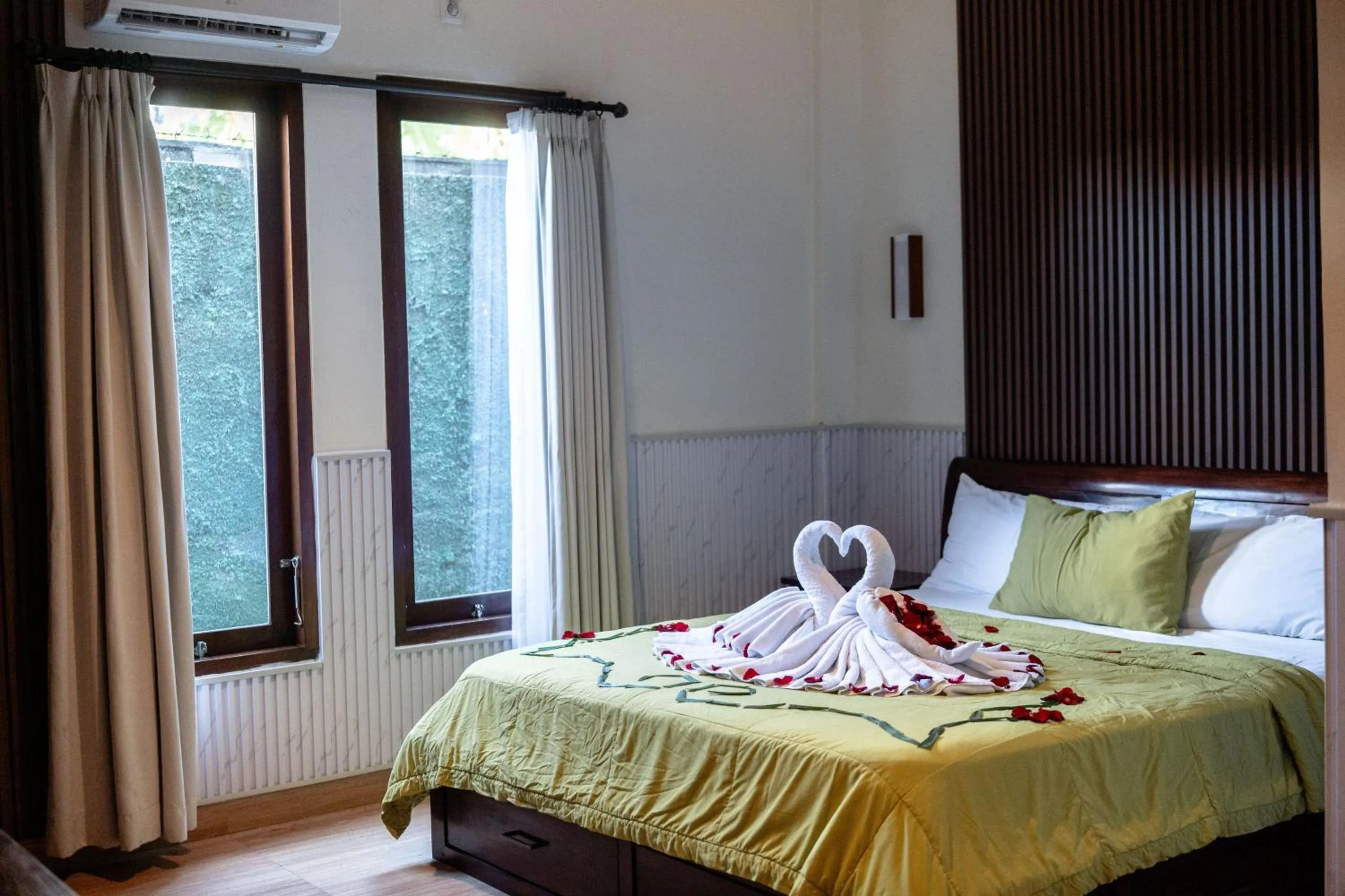 Bed in You Suite Seminyak