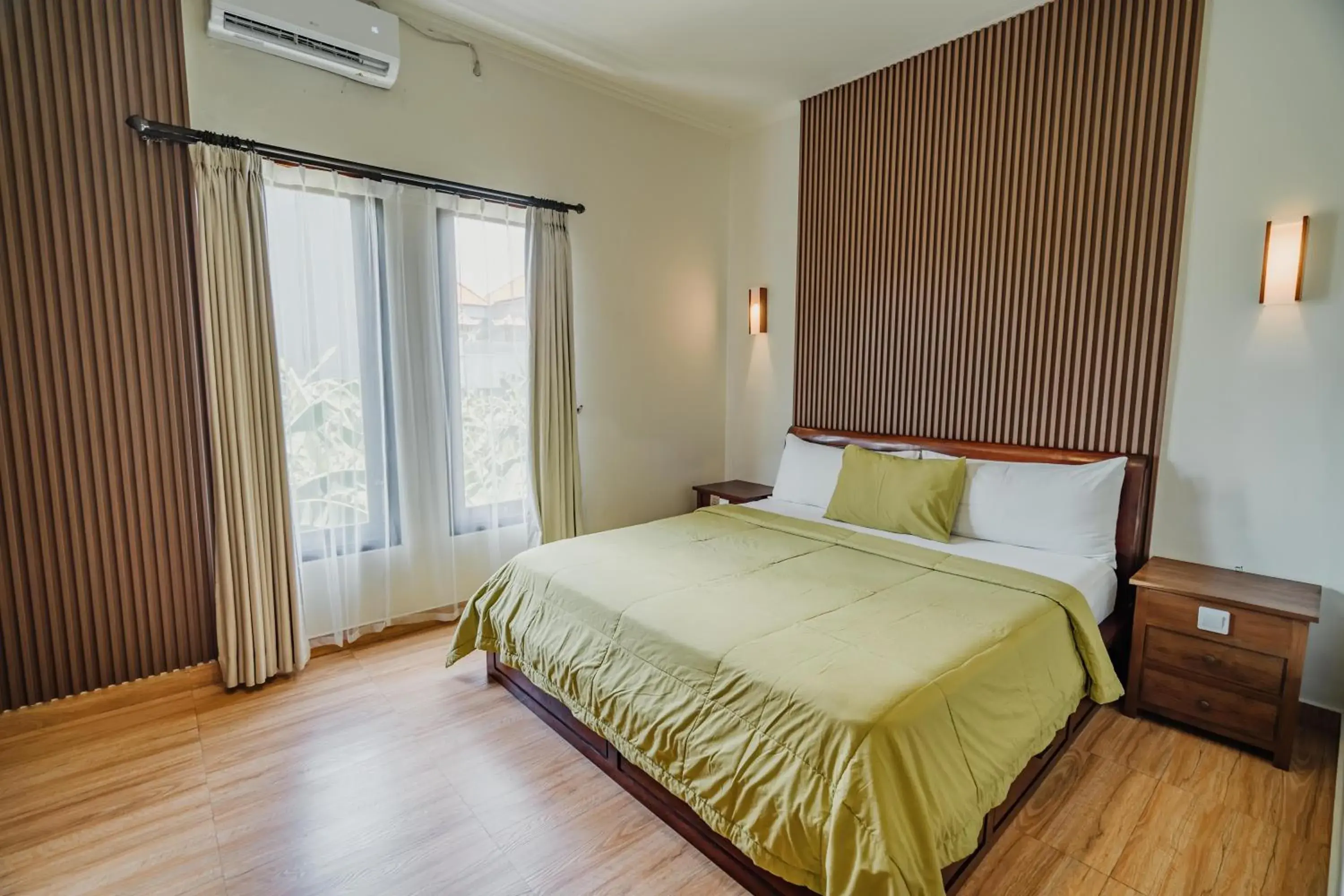 Suite Upper Floor in You Suite Seminyak Suite Upper Floor in You Suite Seminyak