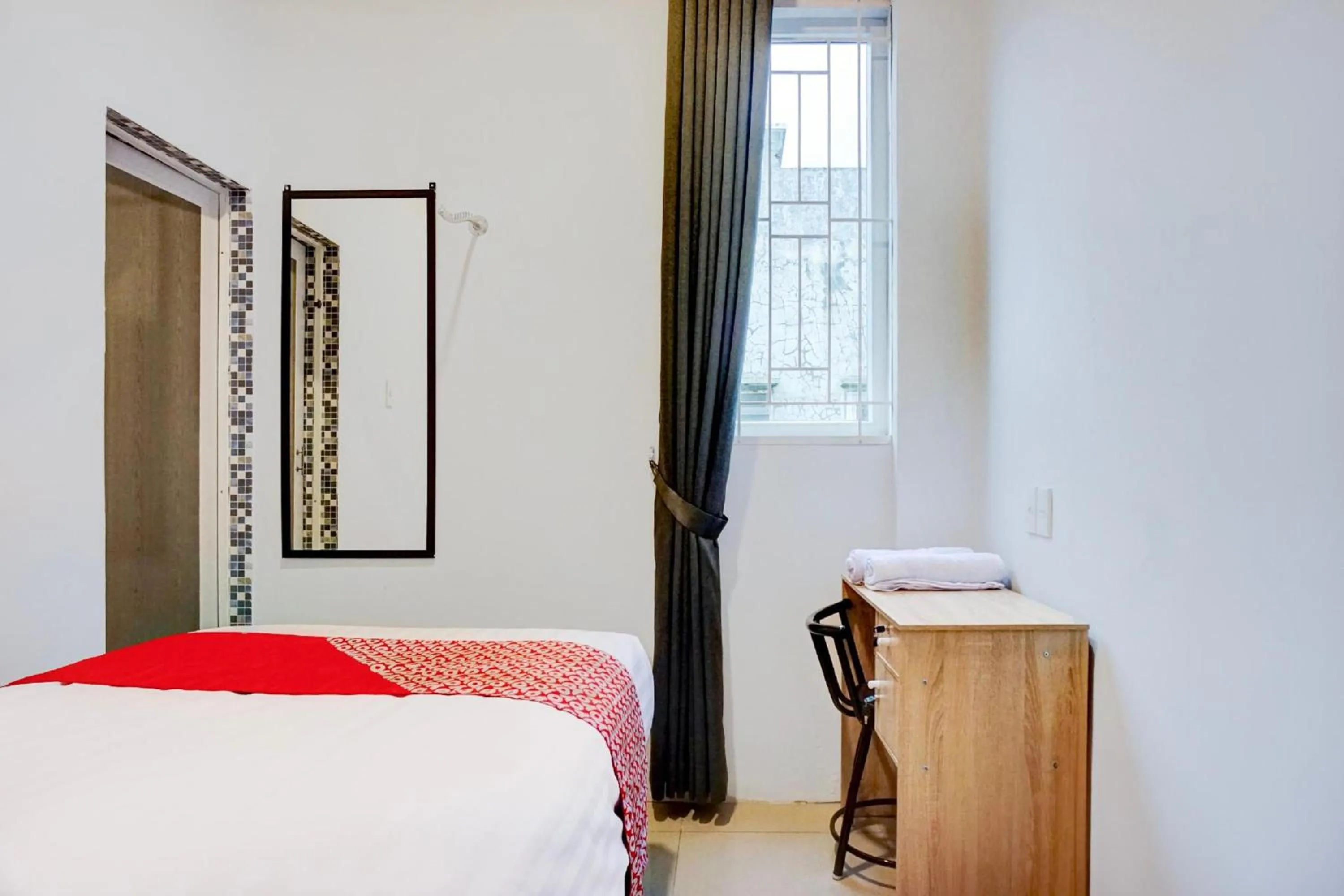 Bedroom, Bed in Collection O Almasarra Residence Near Ring Road Medan