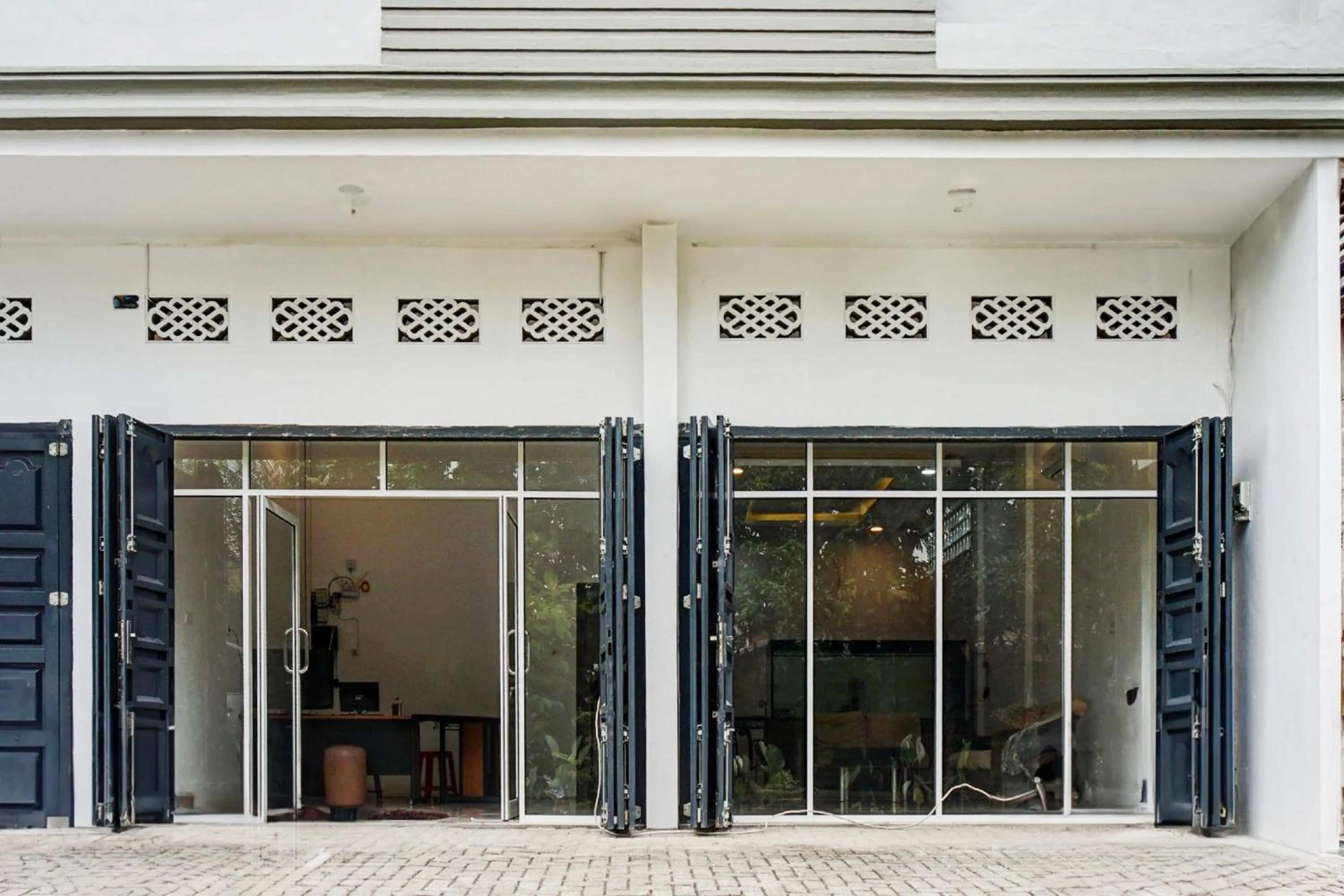 Facade/entrance in Collection O Almasarra Residence Near Ring Road Medan