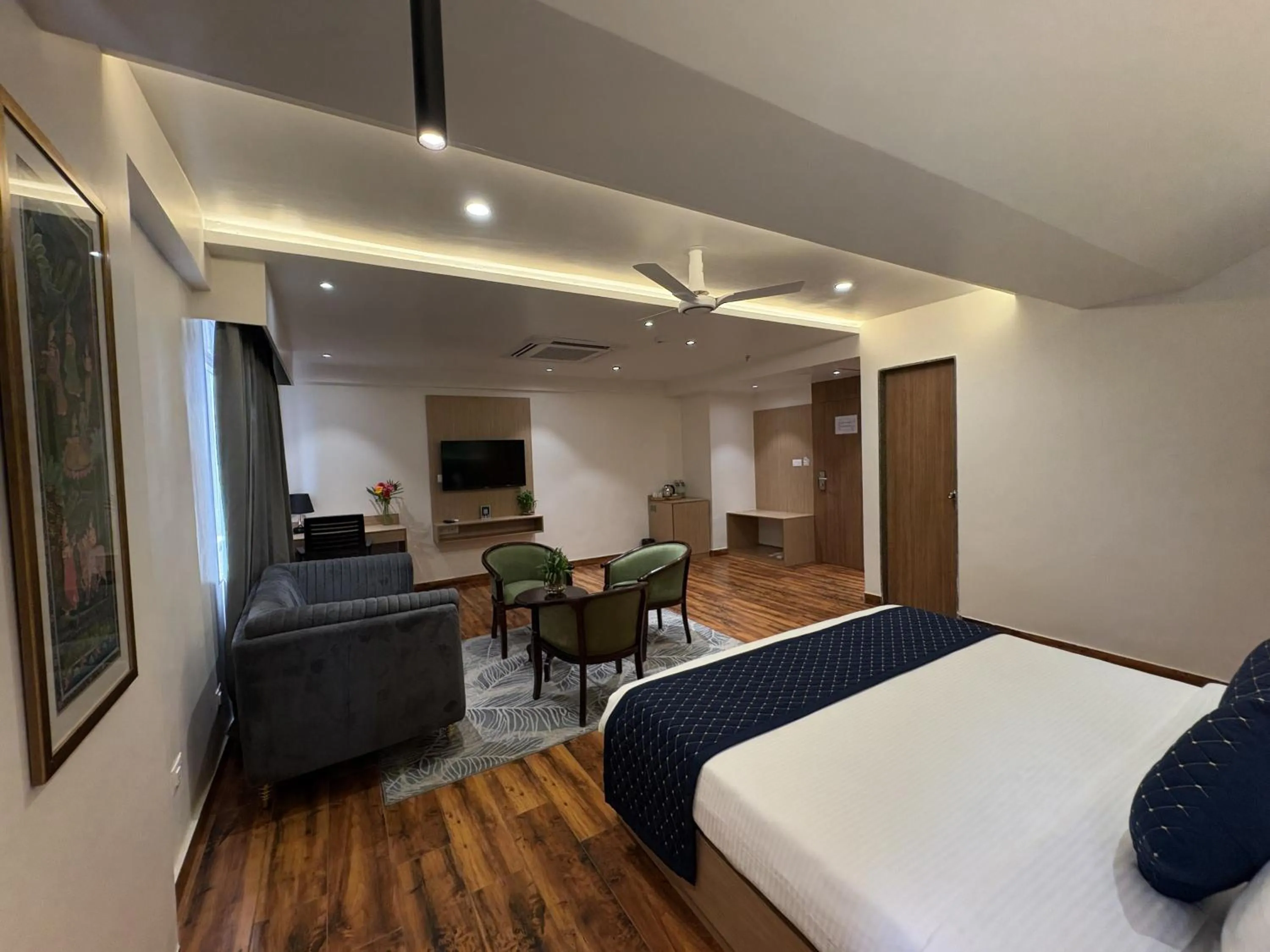 Bedroom, Bed in Sinclairs Udaipur