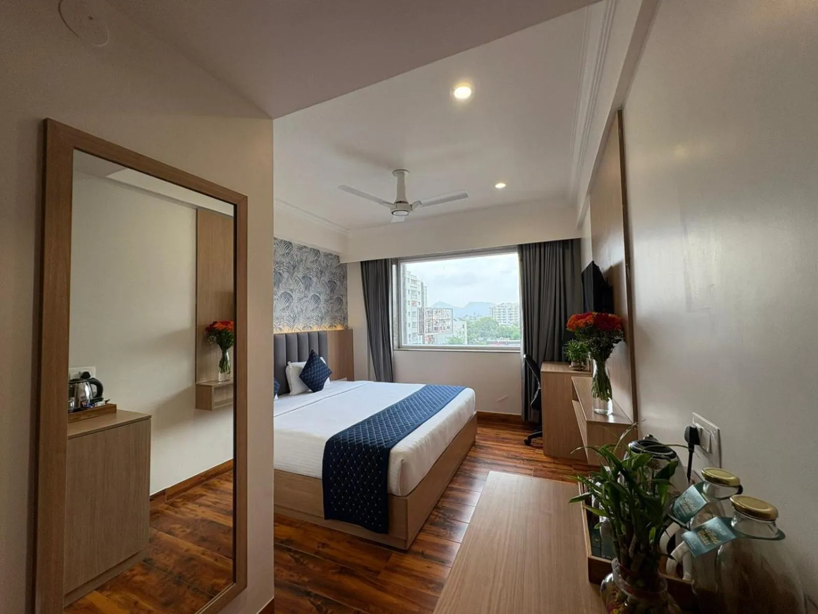 Bedroom, Bed in Sinclairs Udaipur