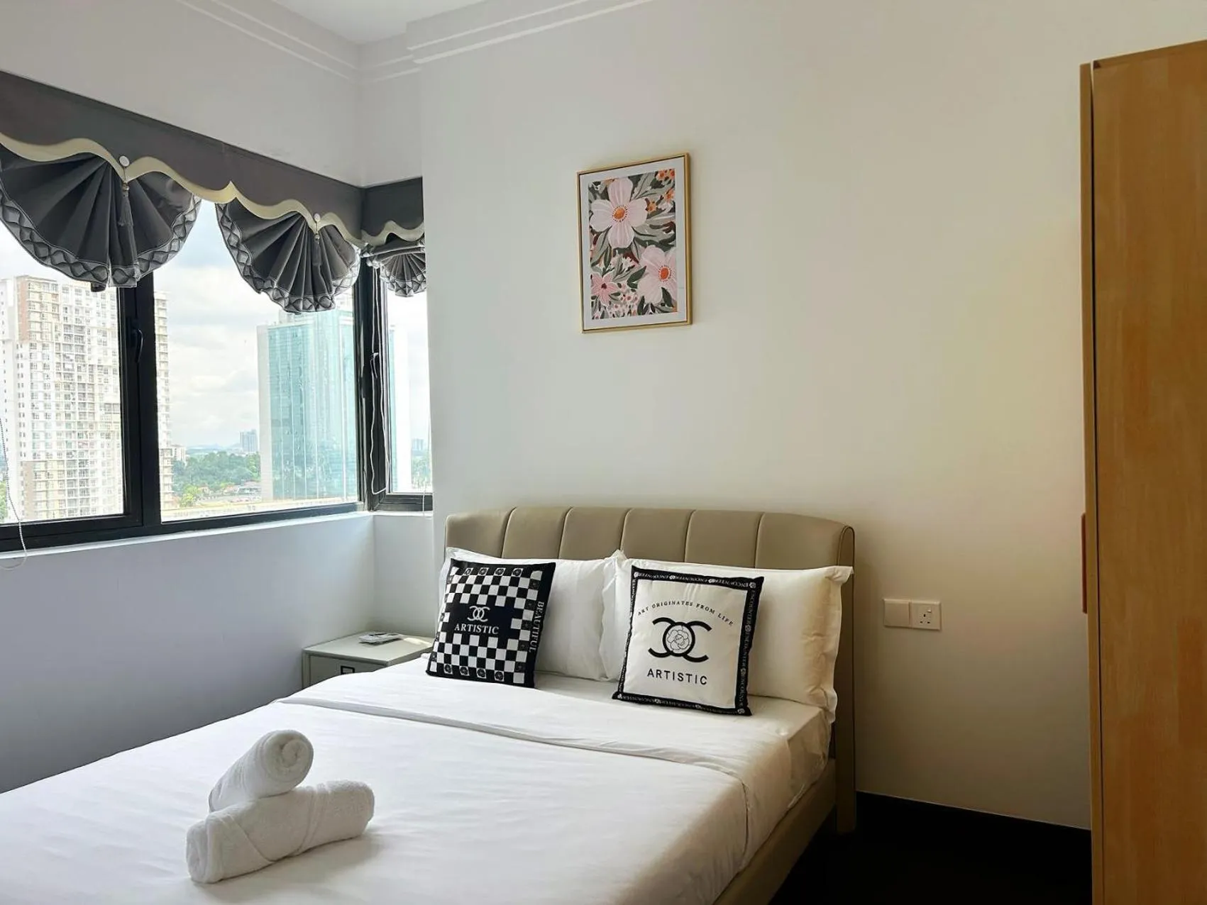 Bed in R&F Princess Cove Superior Homestay Nearby CIQ By Han Lin Sojourn
