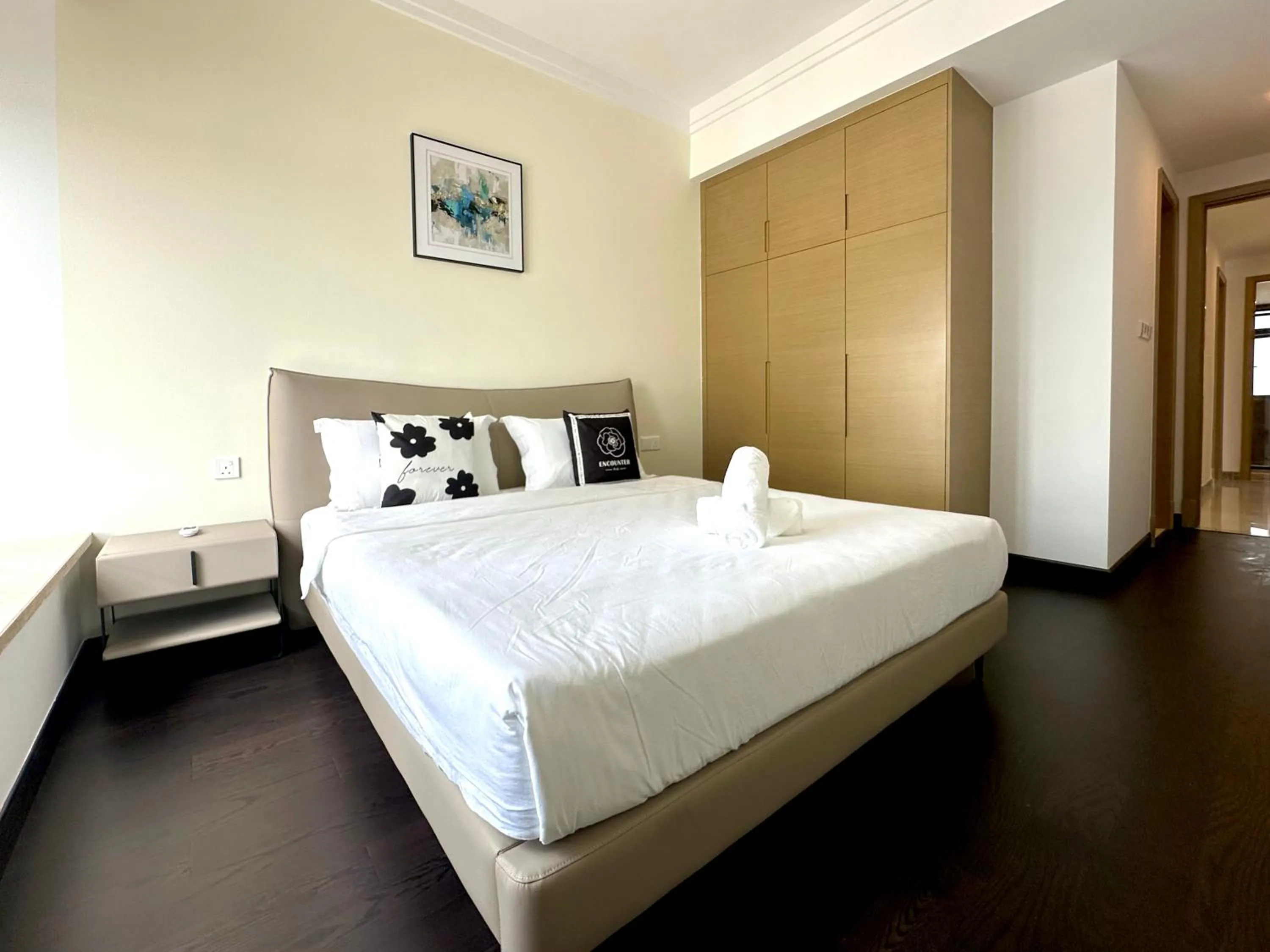 Bed in R&F Princess Cove Superior Homestay Nearby CIQ By Han Lin Sojourn