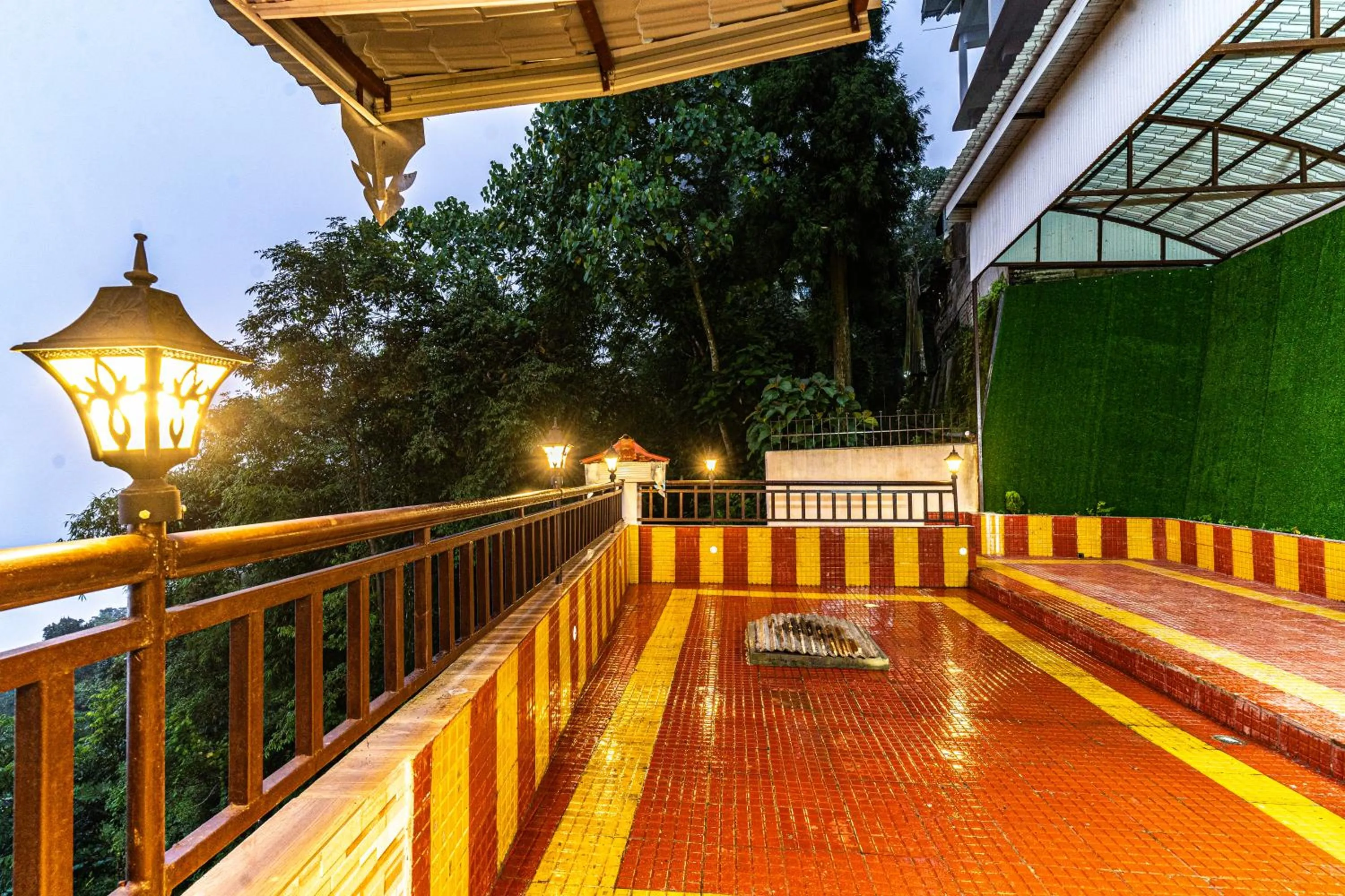 Balcony/Terrace in The Golden Retreat Hotel in Pelling