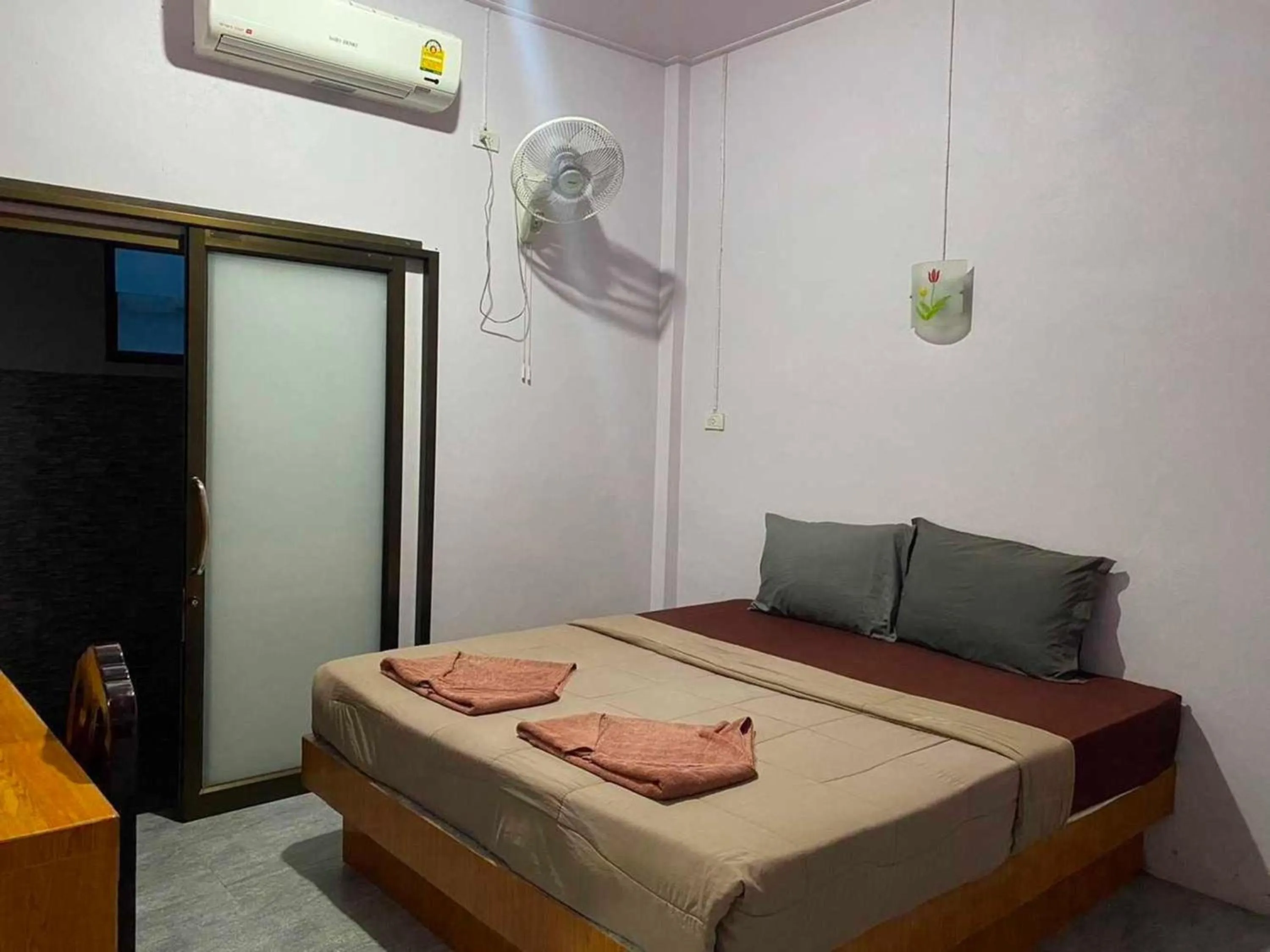 Standard Double Room in OYO 75524 SK Resort