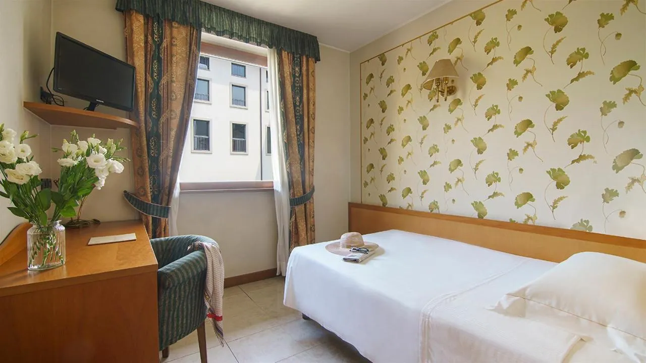 Bedroom, Bed in Bes Hotel Villa Zoia