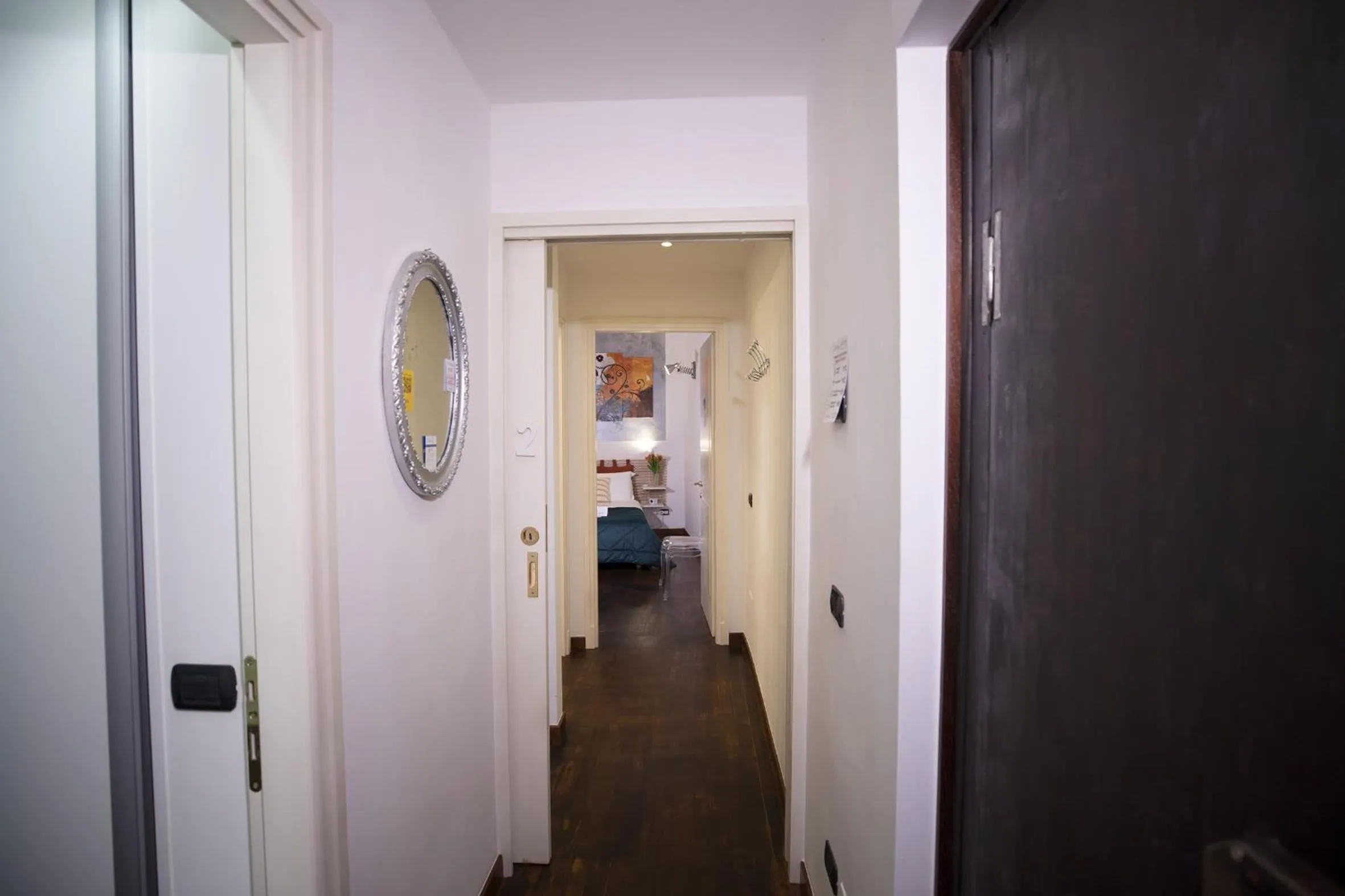 Facade/entrance in Like Romeo Suites