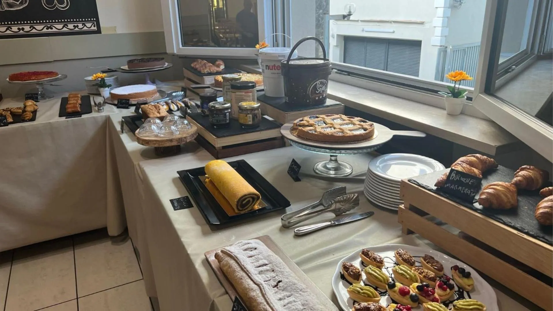 Breakfast in Hotel King