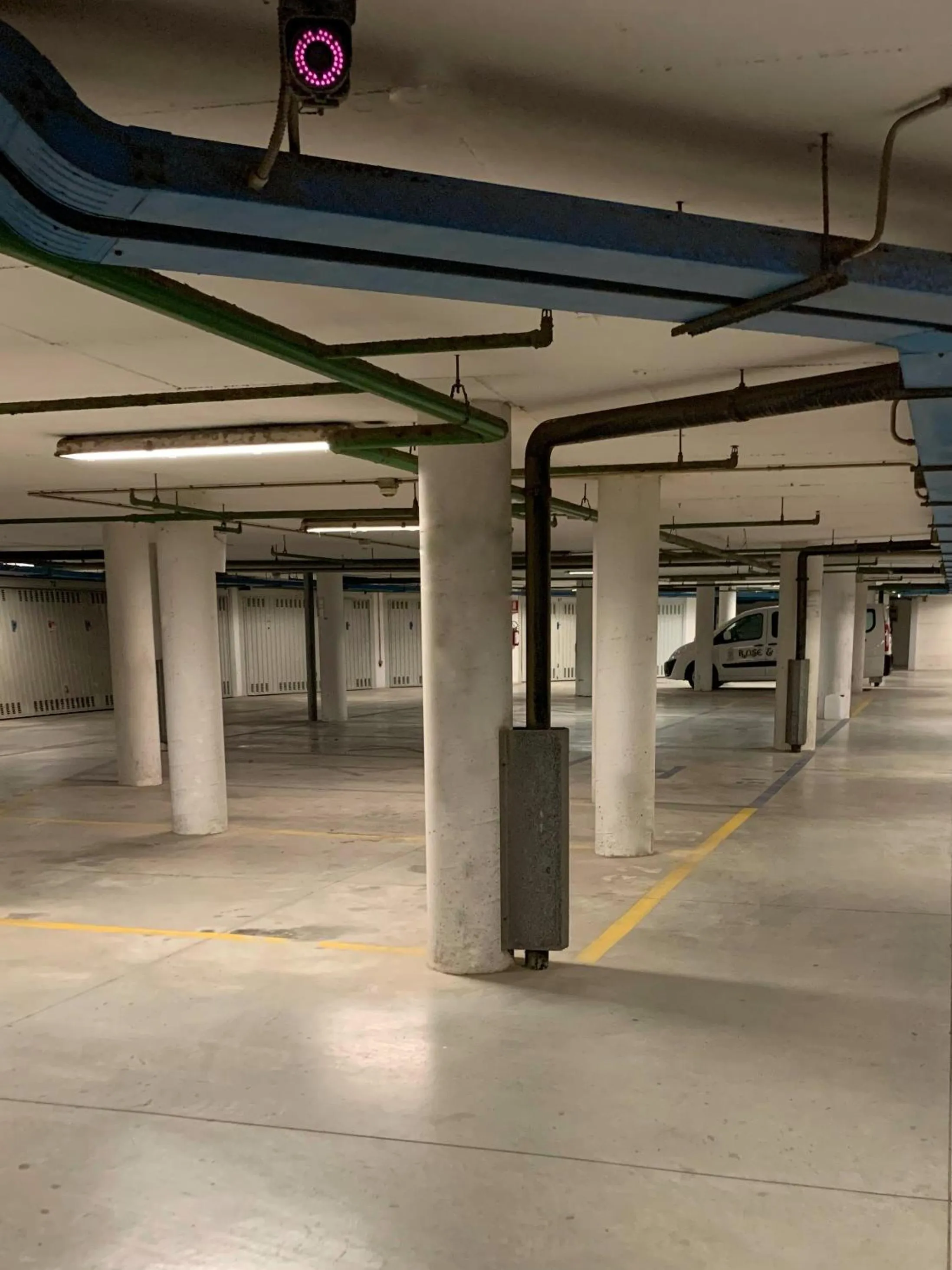 Parking in Hotel King