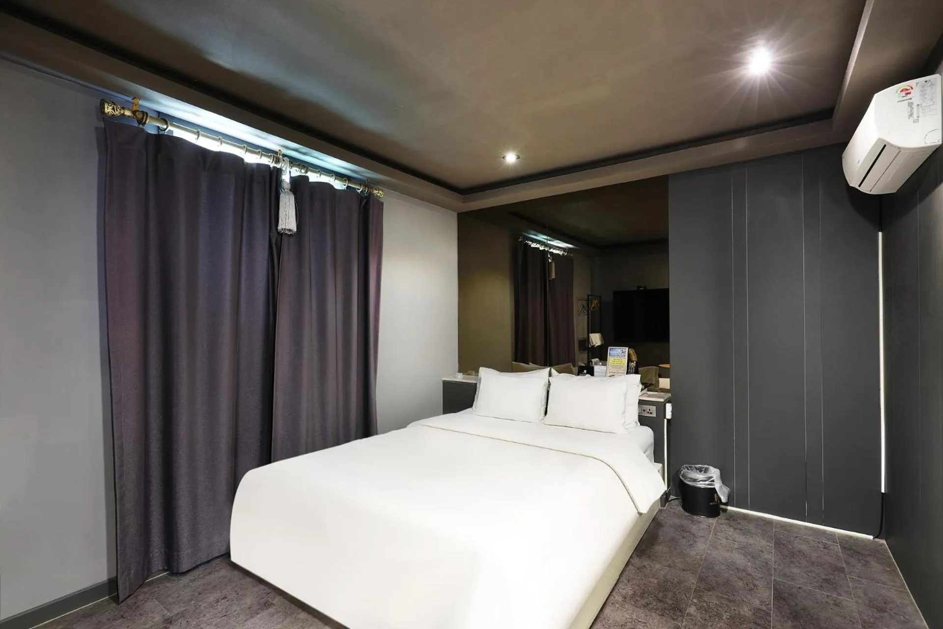 Pyeongtaek Moon Hotel