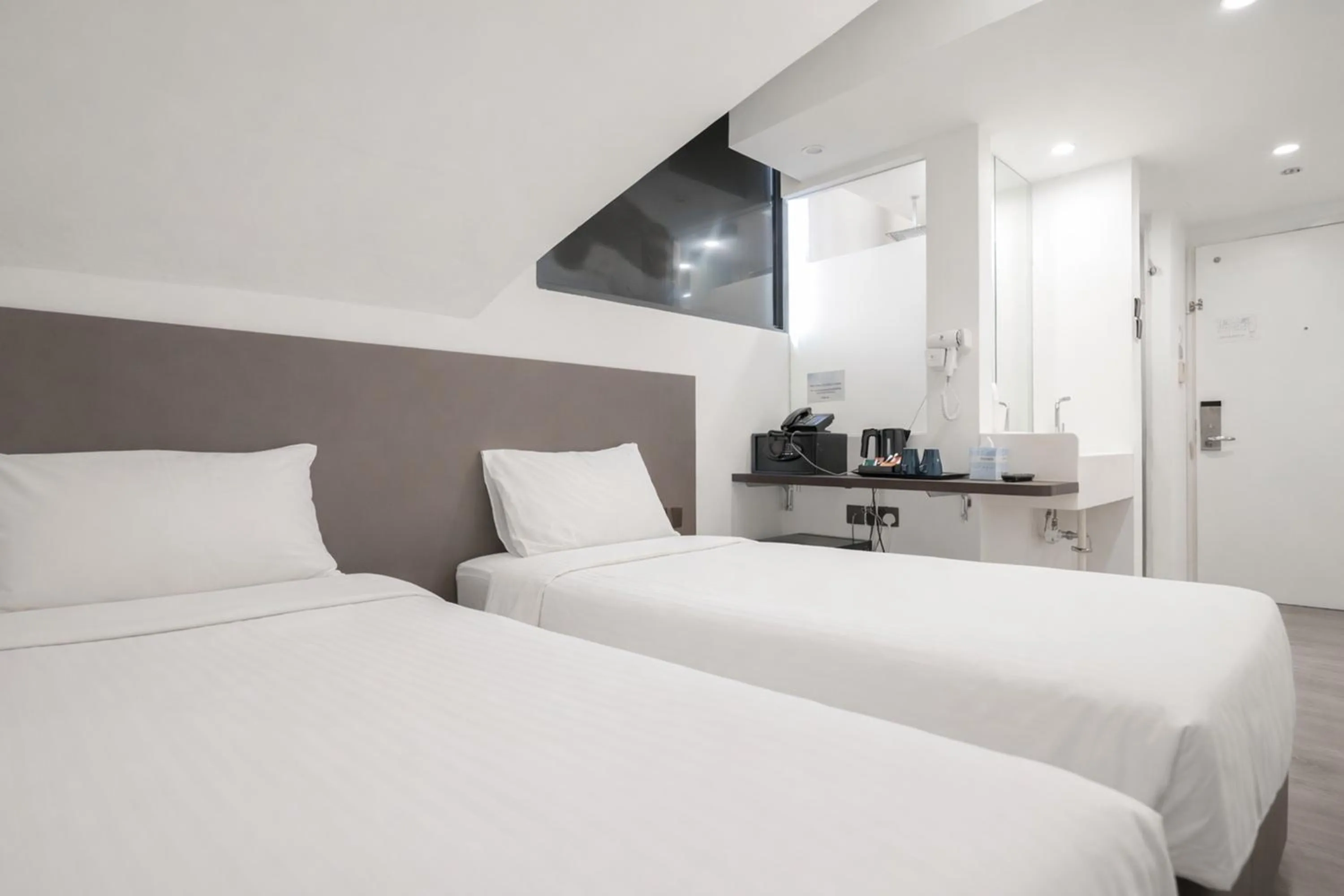 Bed in A Hotel Dickson