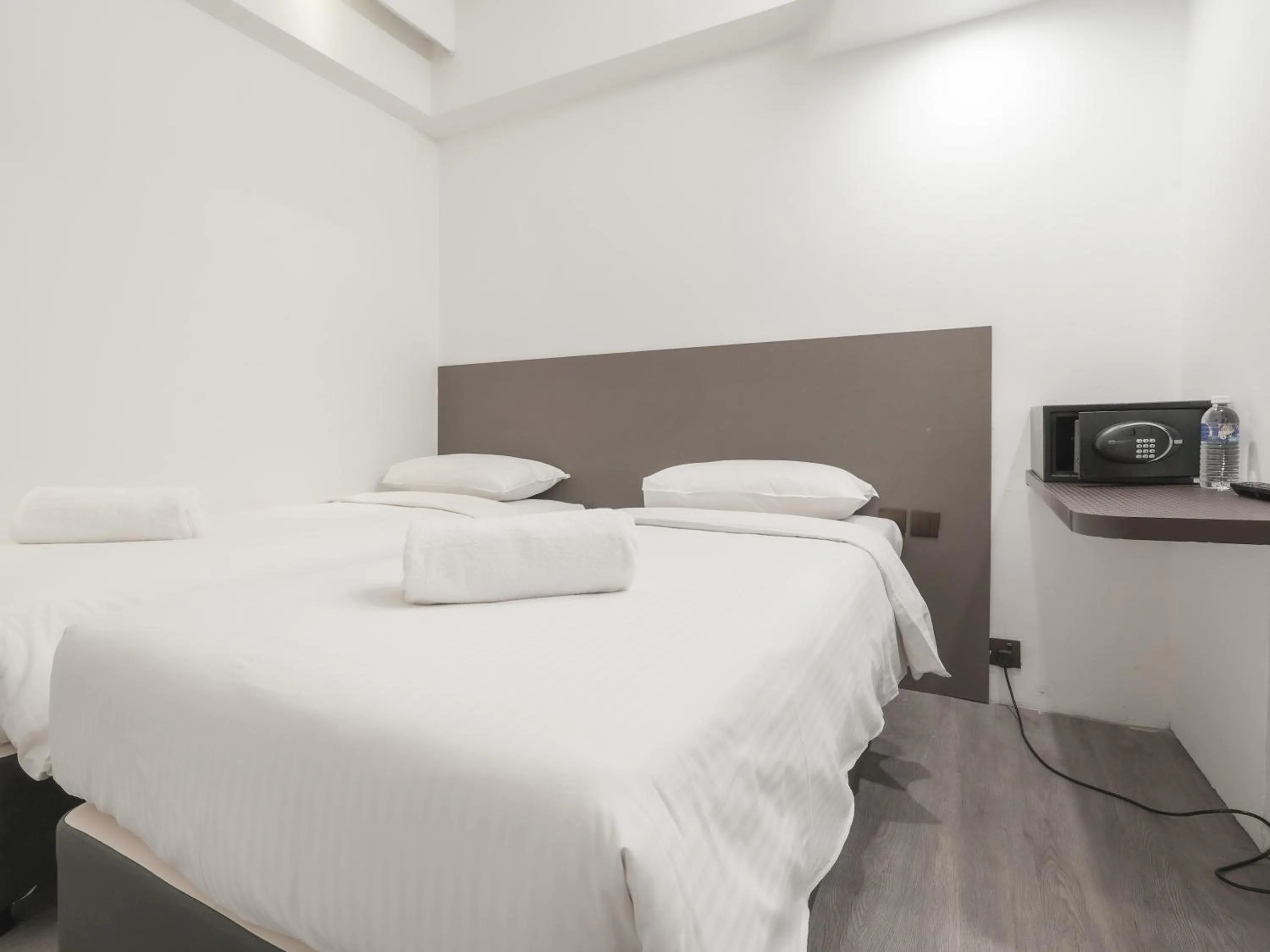 Bed in A Hotel Dickson