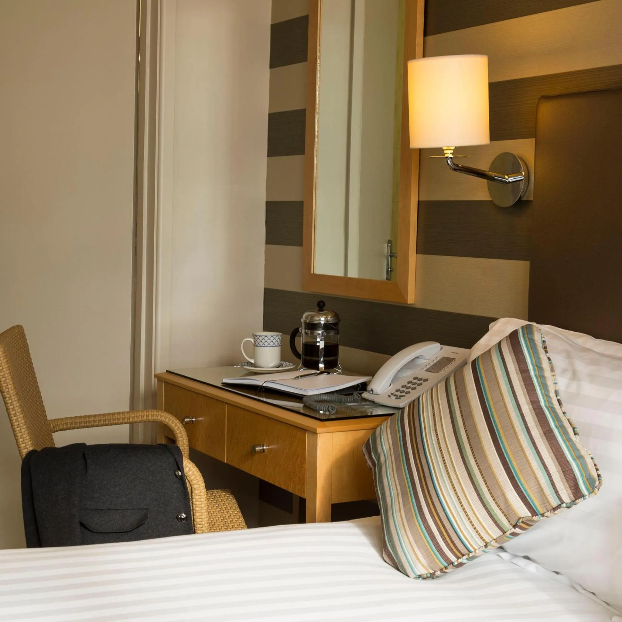 Bedroom, Bed in Golden Sands