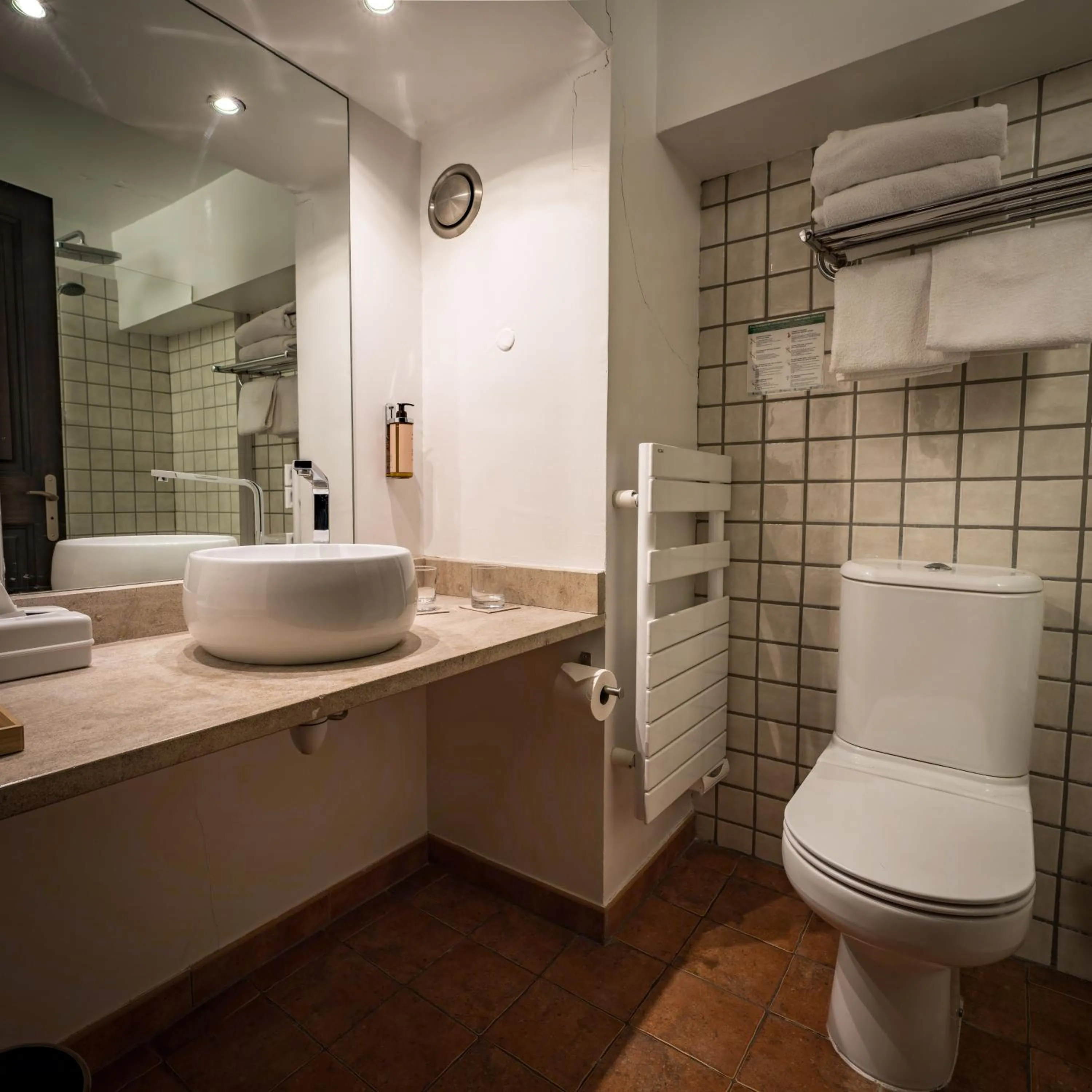 Shower in Le Grimaldi