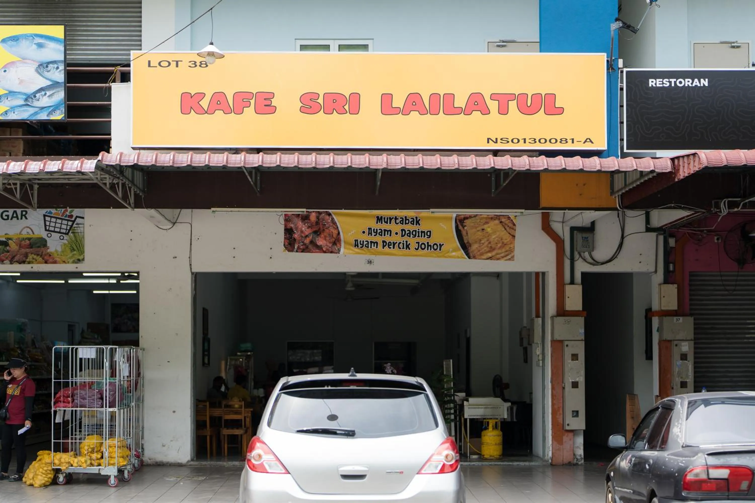 Restaurant/places to eat in LumaNest Senawang