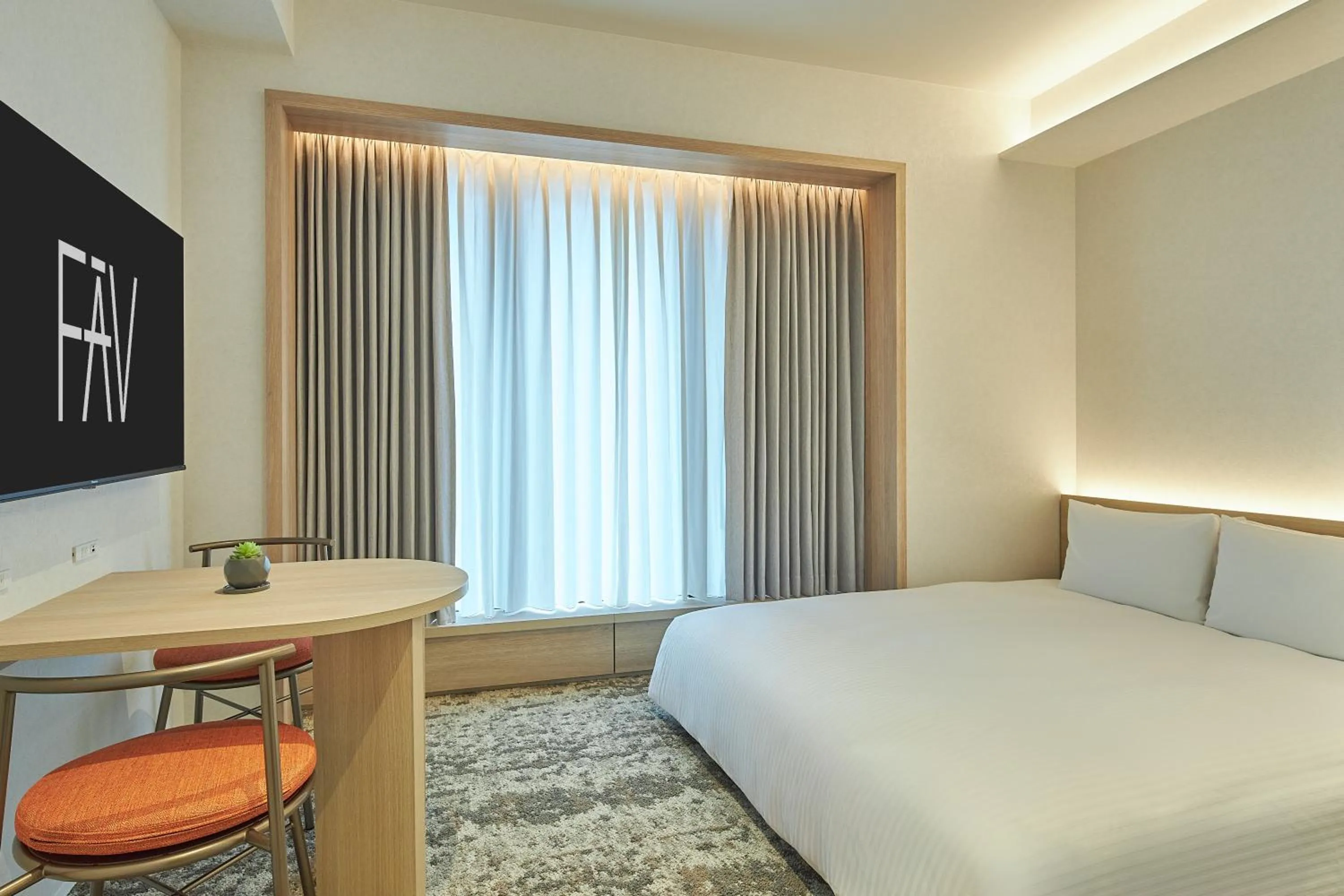 Photo of the whole room, Bed in FAV LUX Kagoshima Tenmonkan