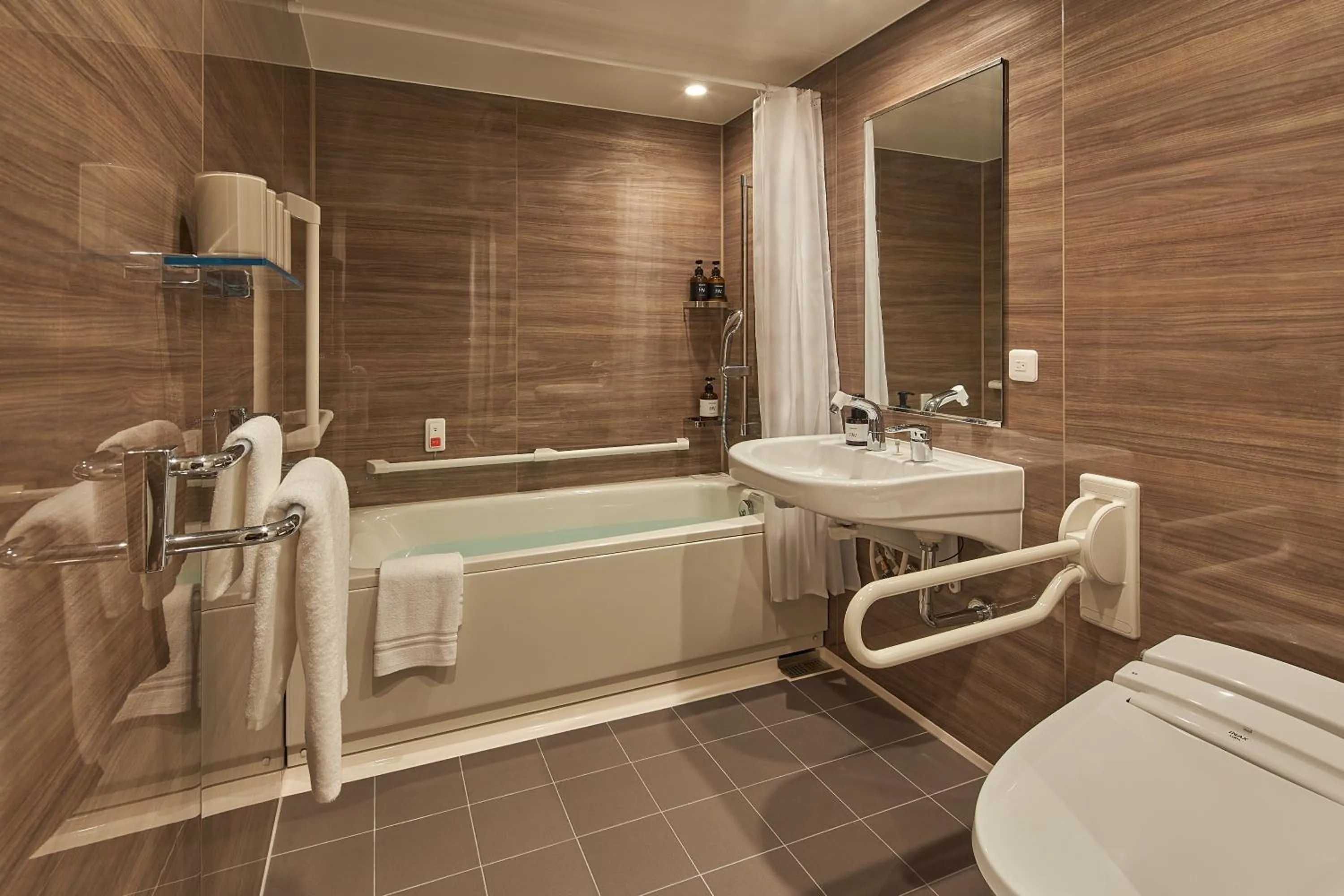 Bathroom in FAV LUX Kagoshima Tenmonkan