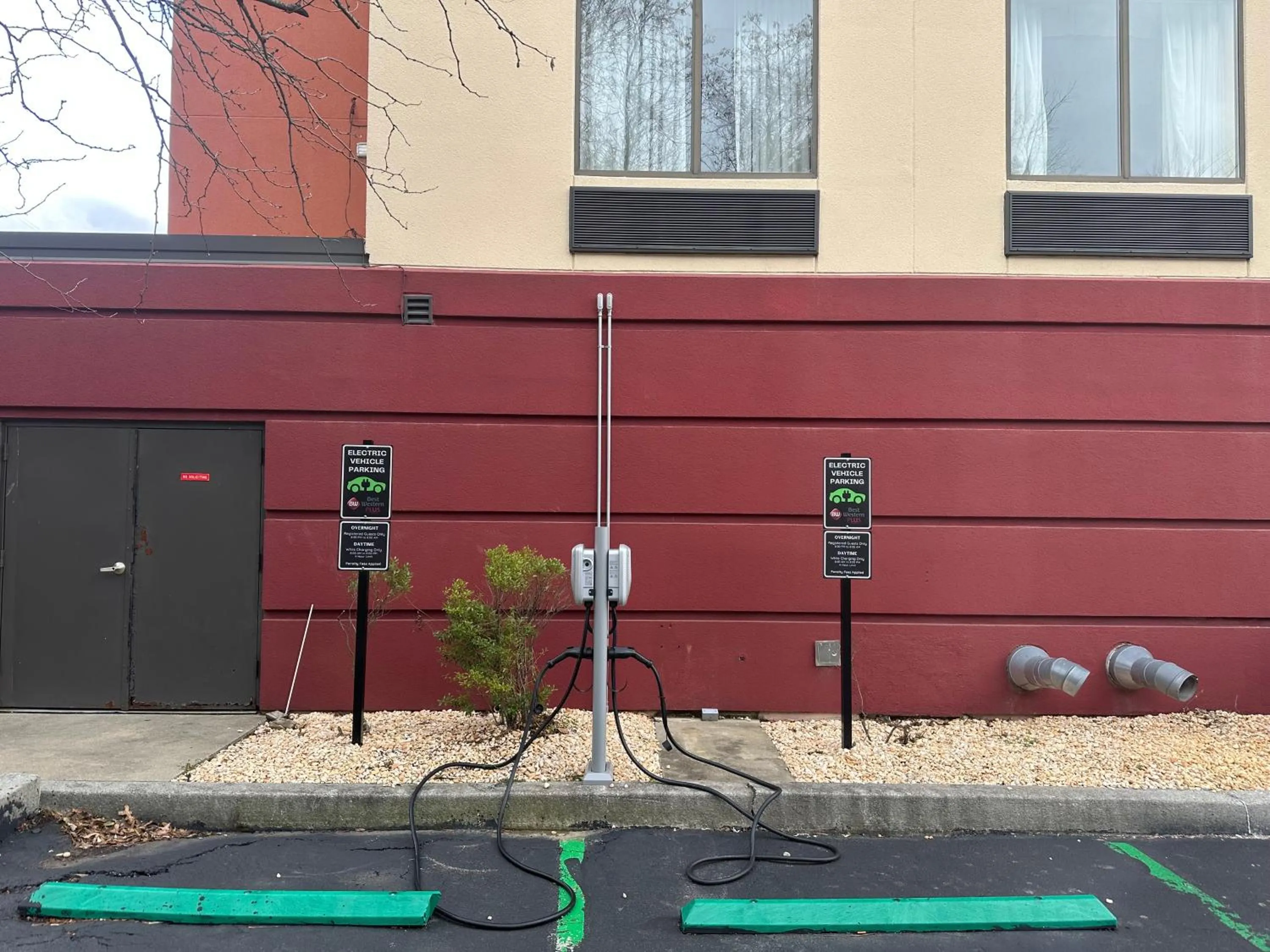 Property building in Wingate by Wyndham Harrisburg Near Hershey