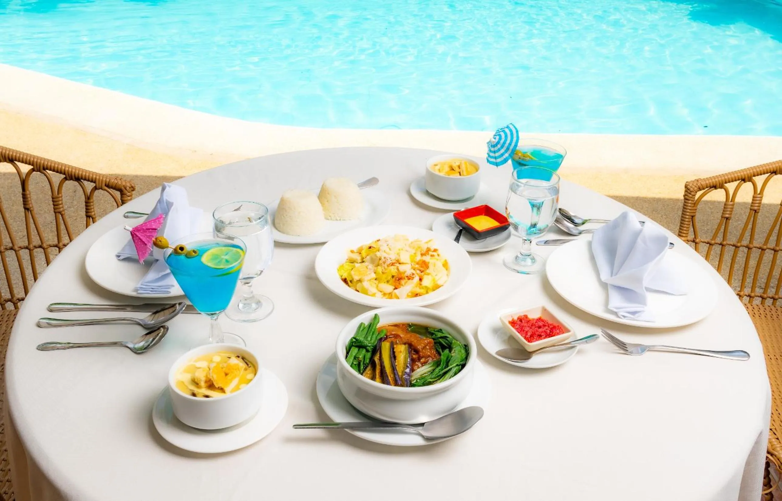 Food and drinks in Las Palmas de San Jose Leisure Club