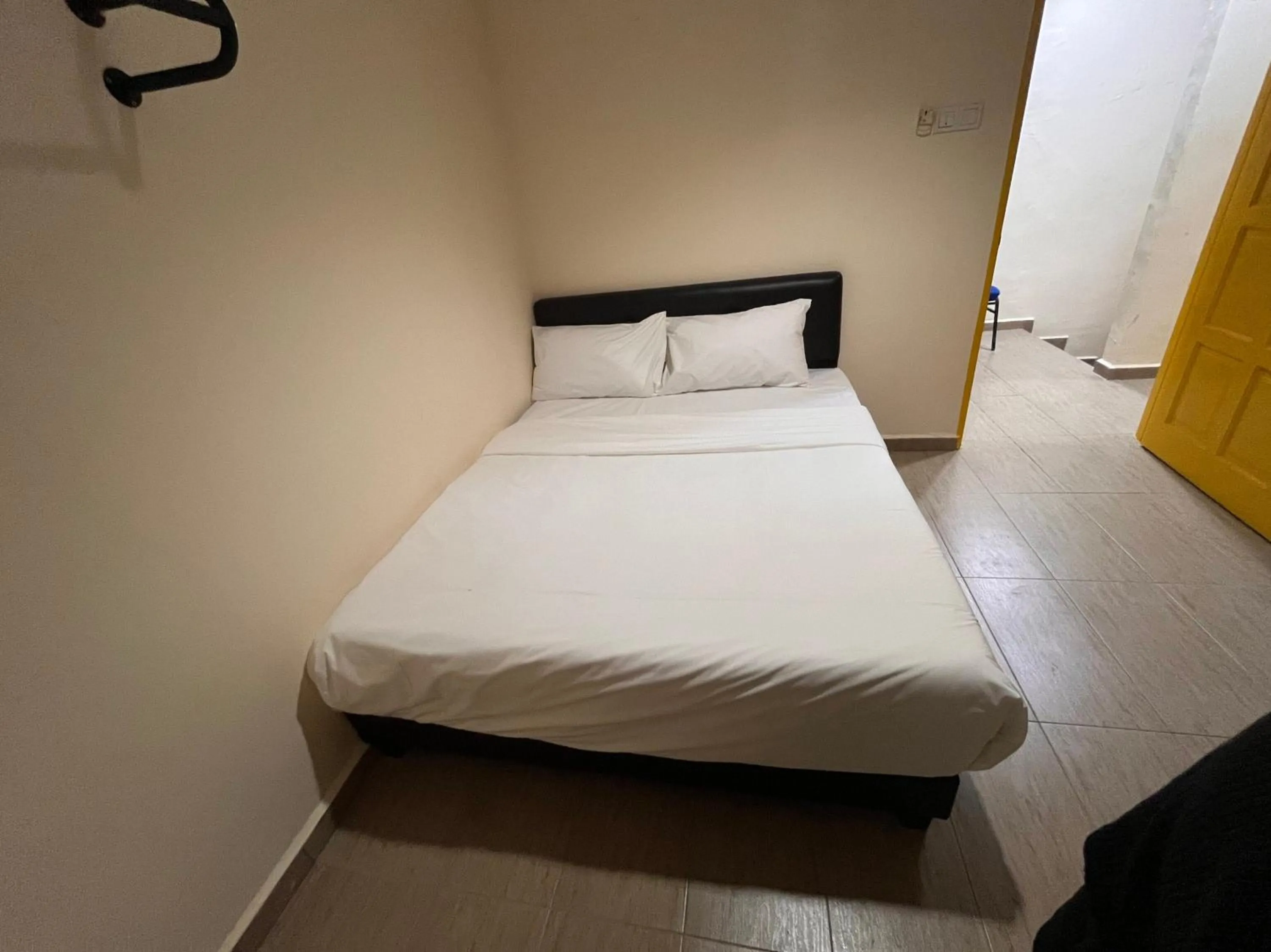 Bedroom, Bed in Hotel O Tampoi Sojourn