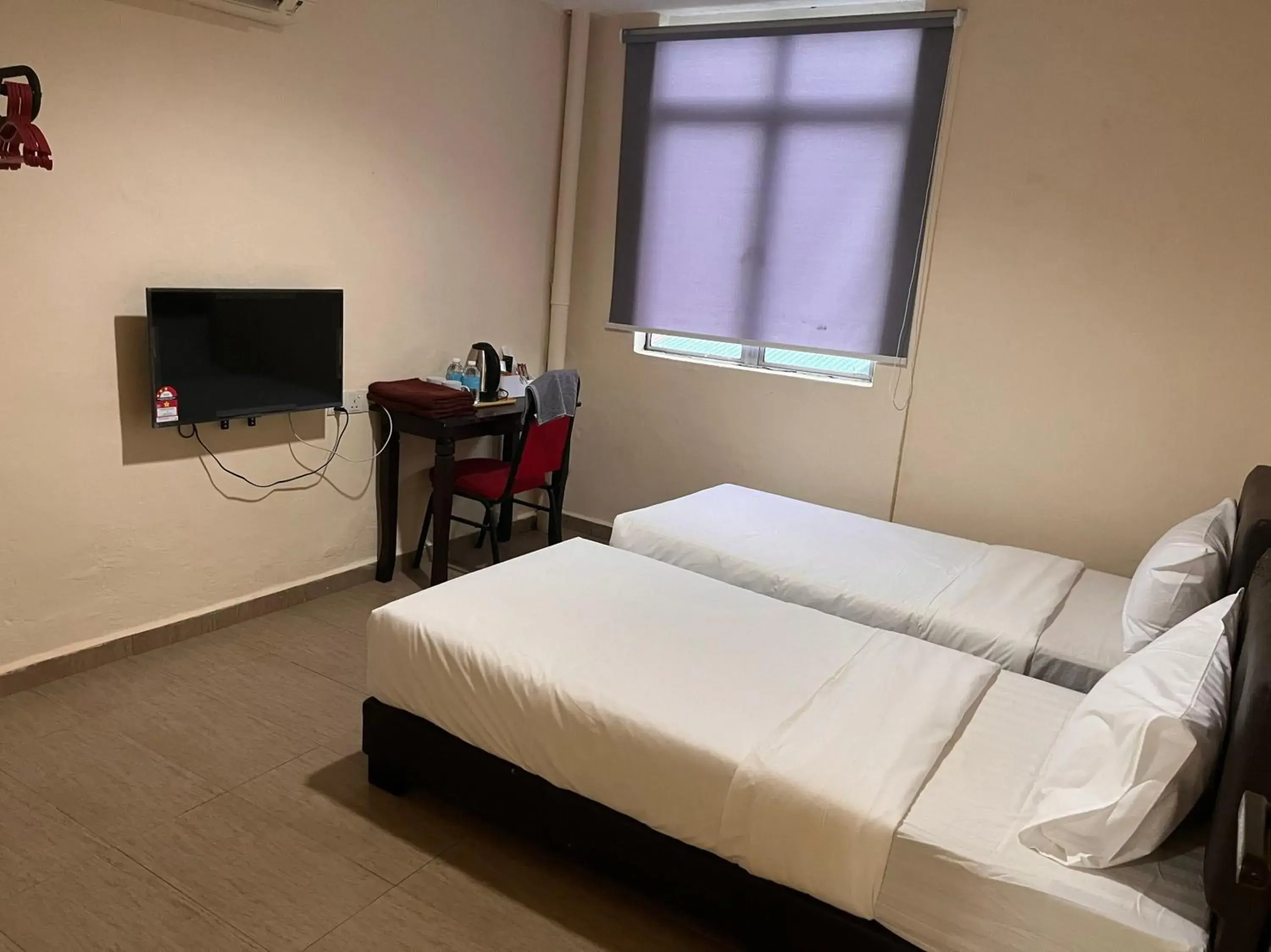 Deluxe Twin Room - single occupancy in Hotel O Tampoi Sojourn Deluxe Twin Room - single occupancy in Hotel O Tampoi Sojourn