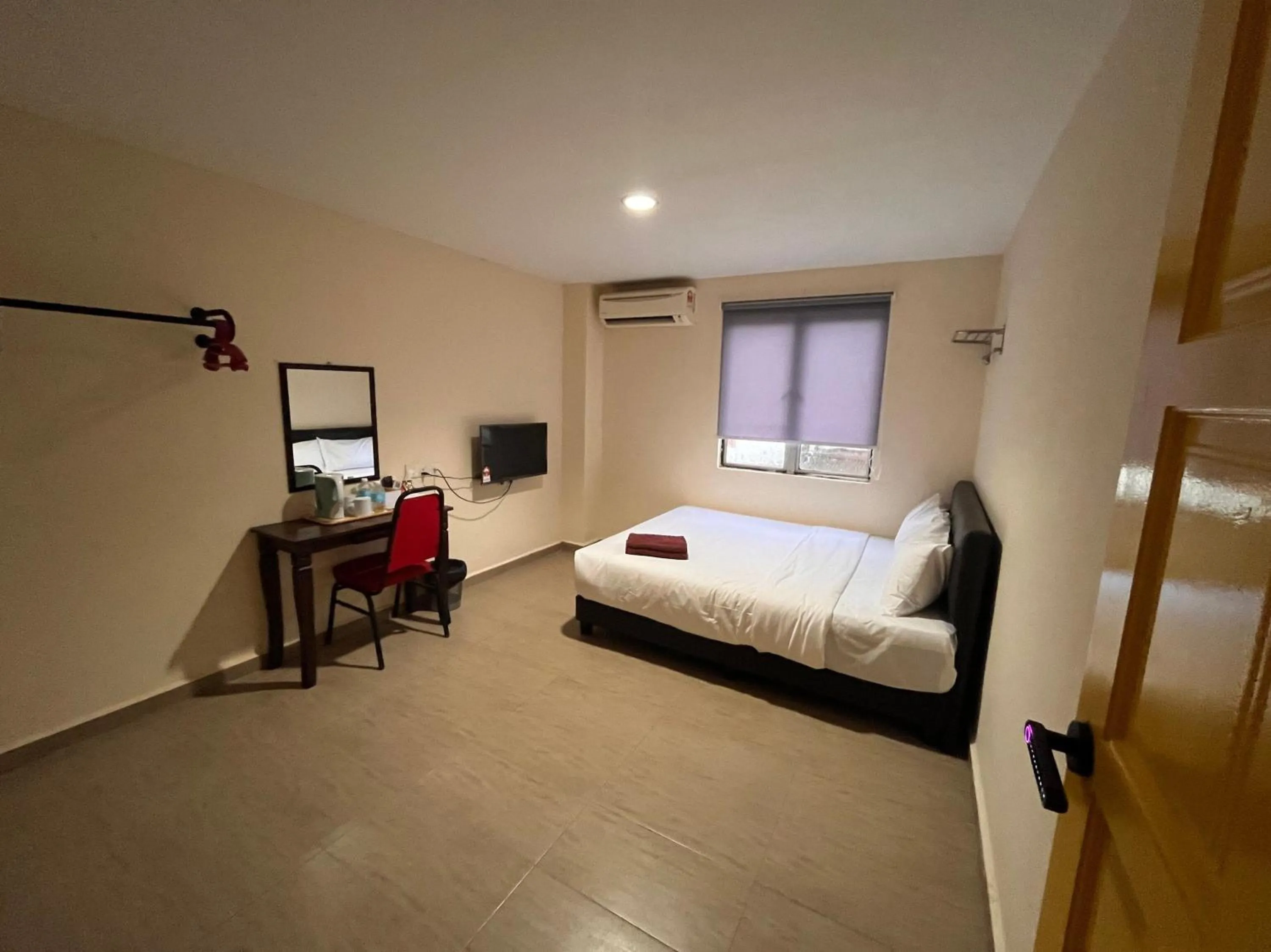 Bedroom, Bed in Hotel O Tampoi Sojourn