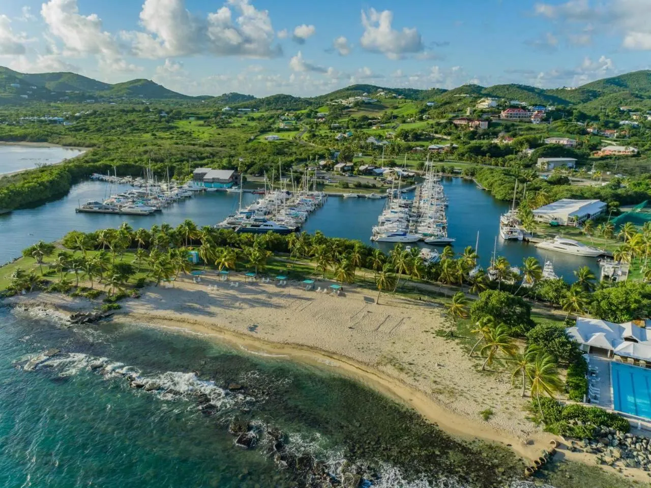 Property building in Tamarind Reef Resort Spa & Marina