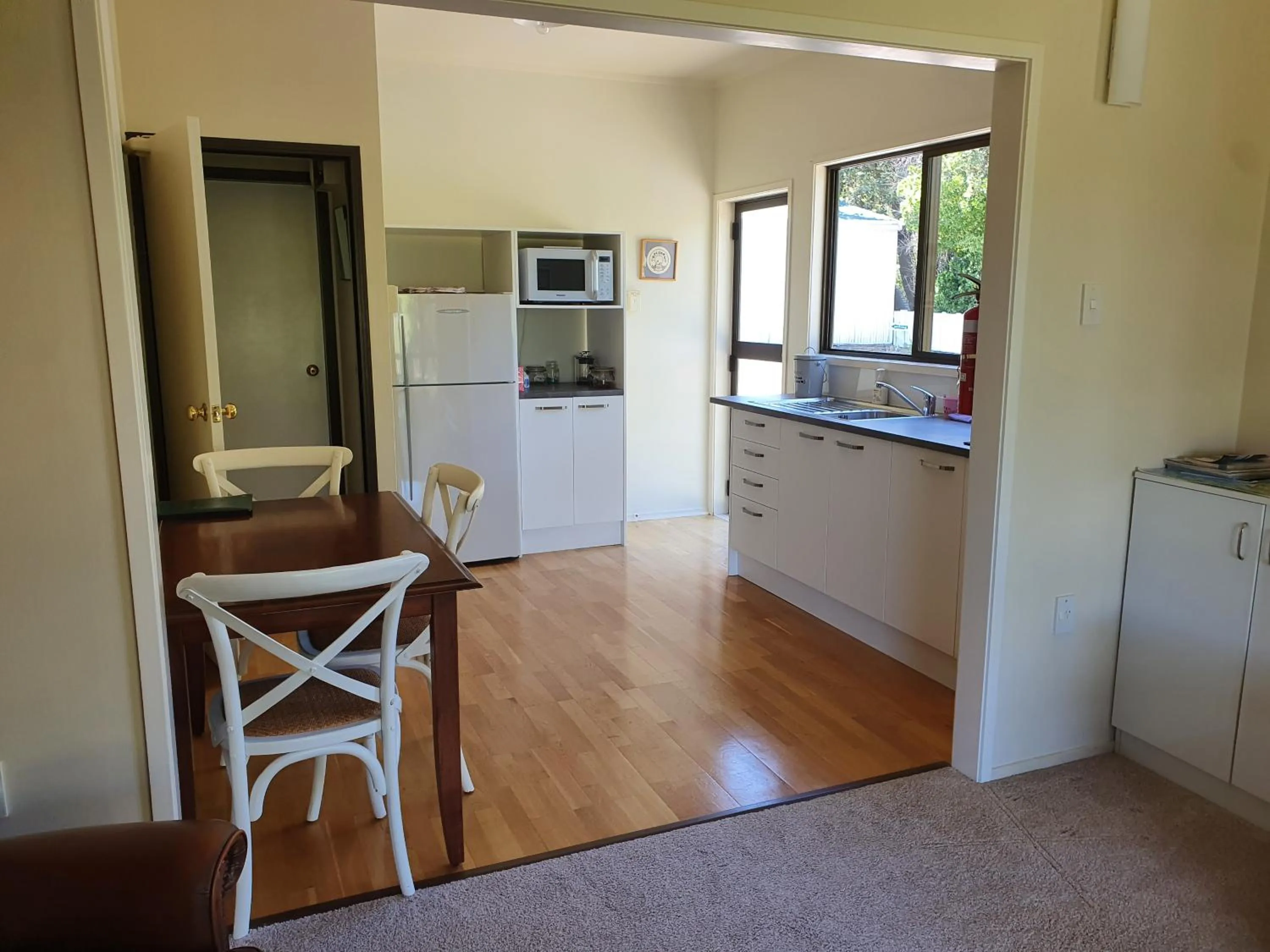 Communal kitchen in Jacaranda Lodge