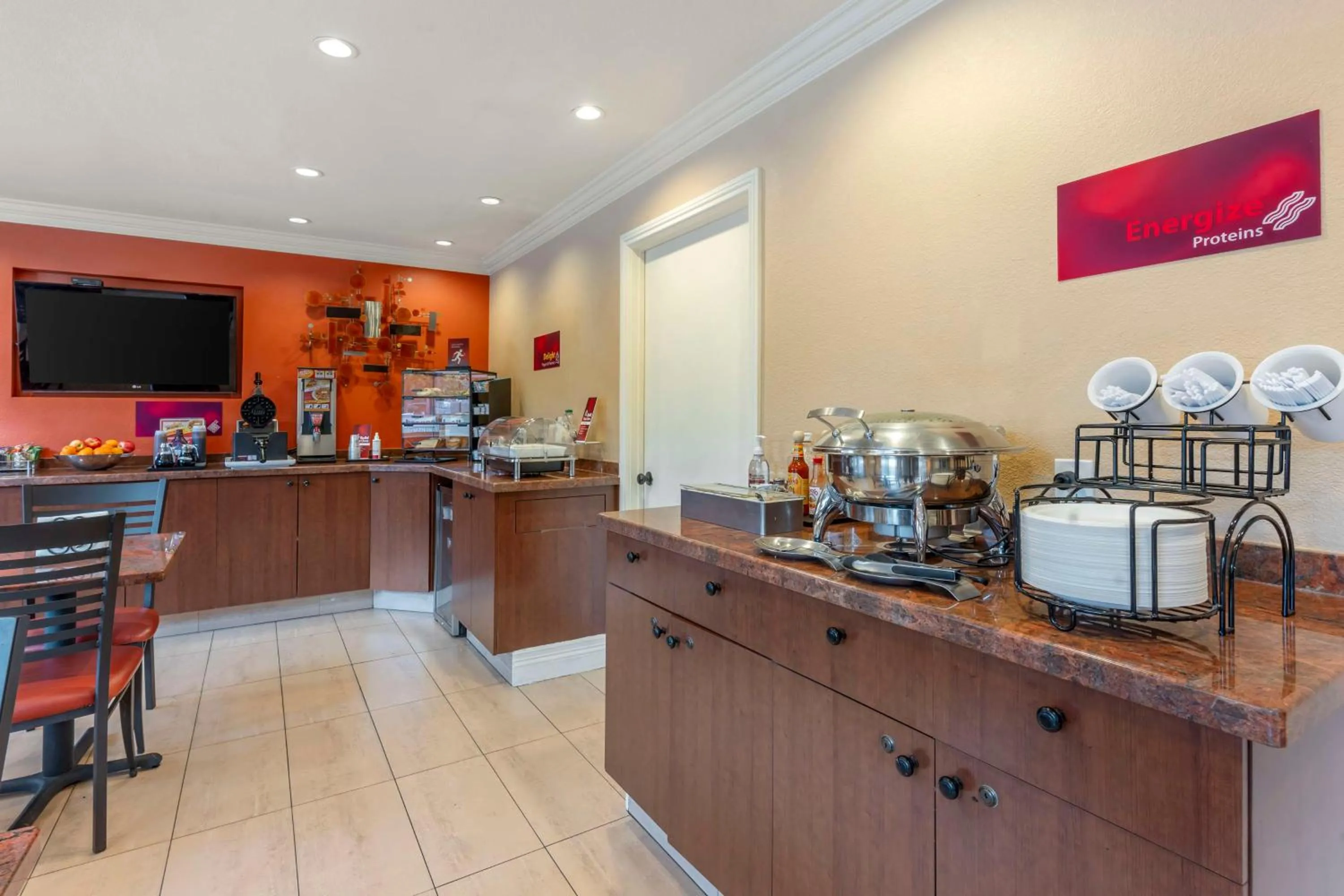 Breakfast in Best Western Plus Airport Plaza